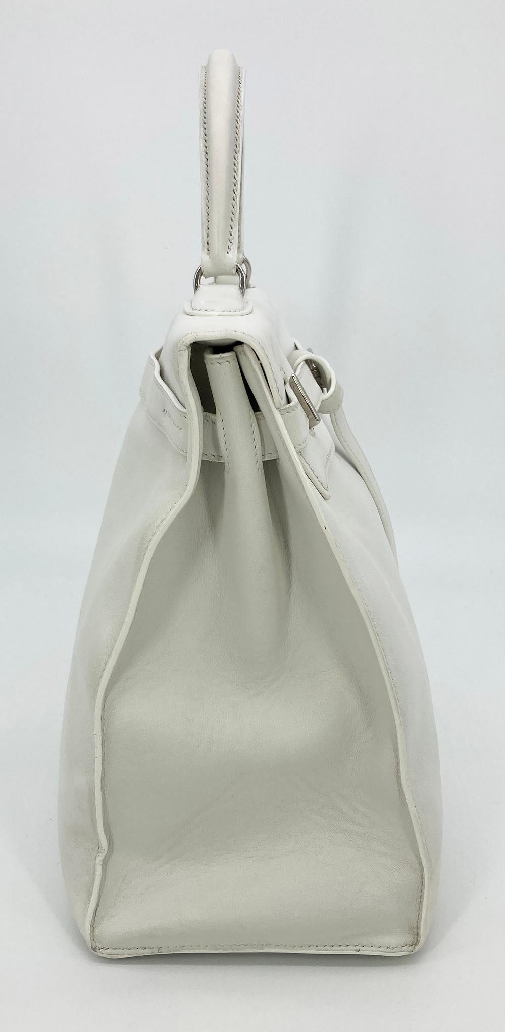 Gris Rare sac Kelly Flat 35 blanc Swift Silver PDH Hermès en vente