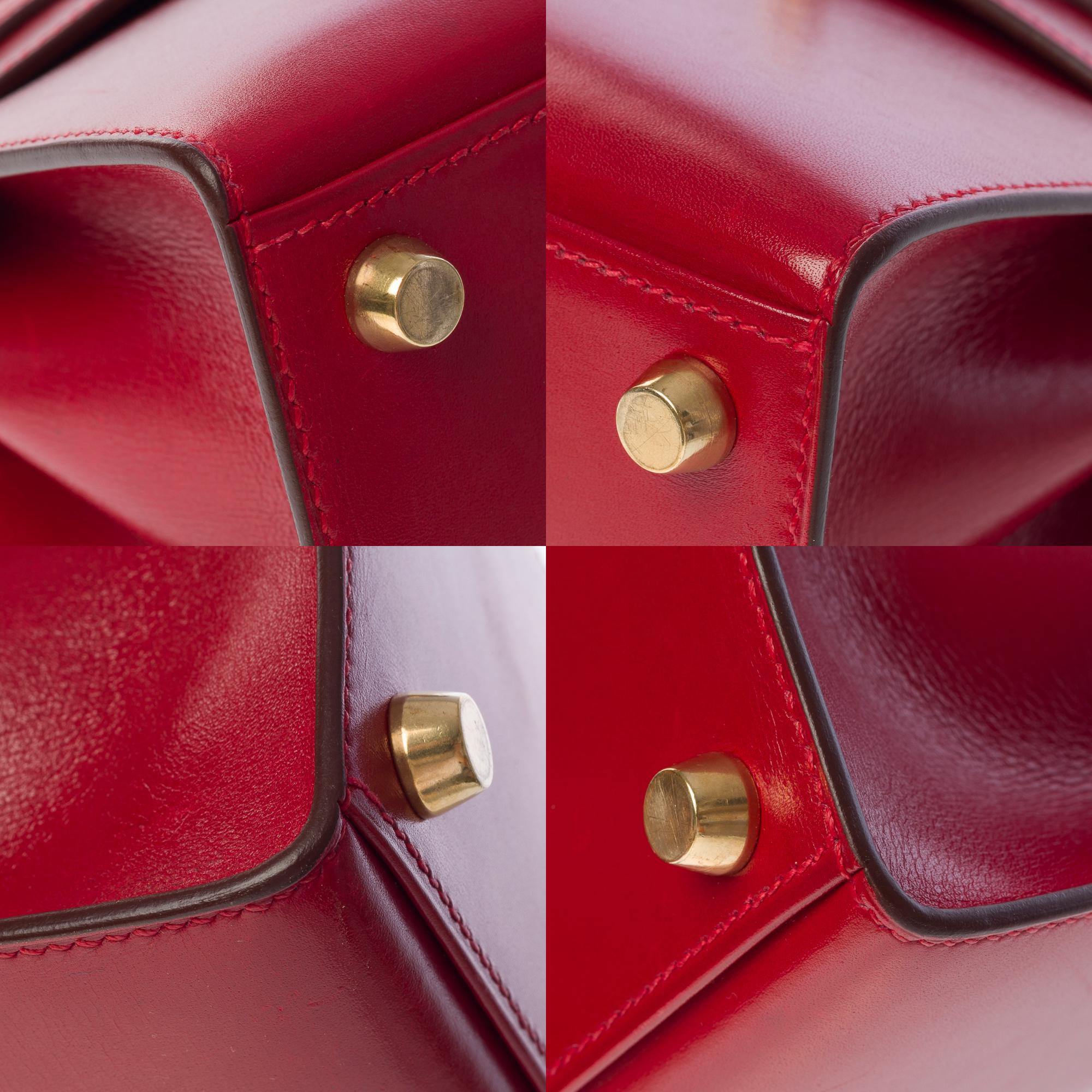 Rare Hermès Mini Kelly 20cm sac à main double bandoulière en cuir de veau boîte H rouge, GHW en vente 5