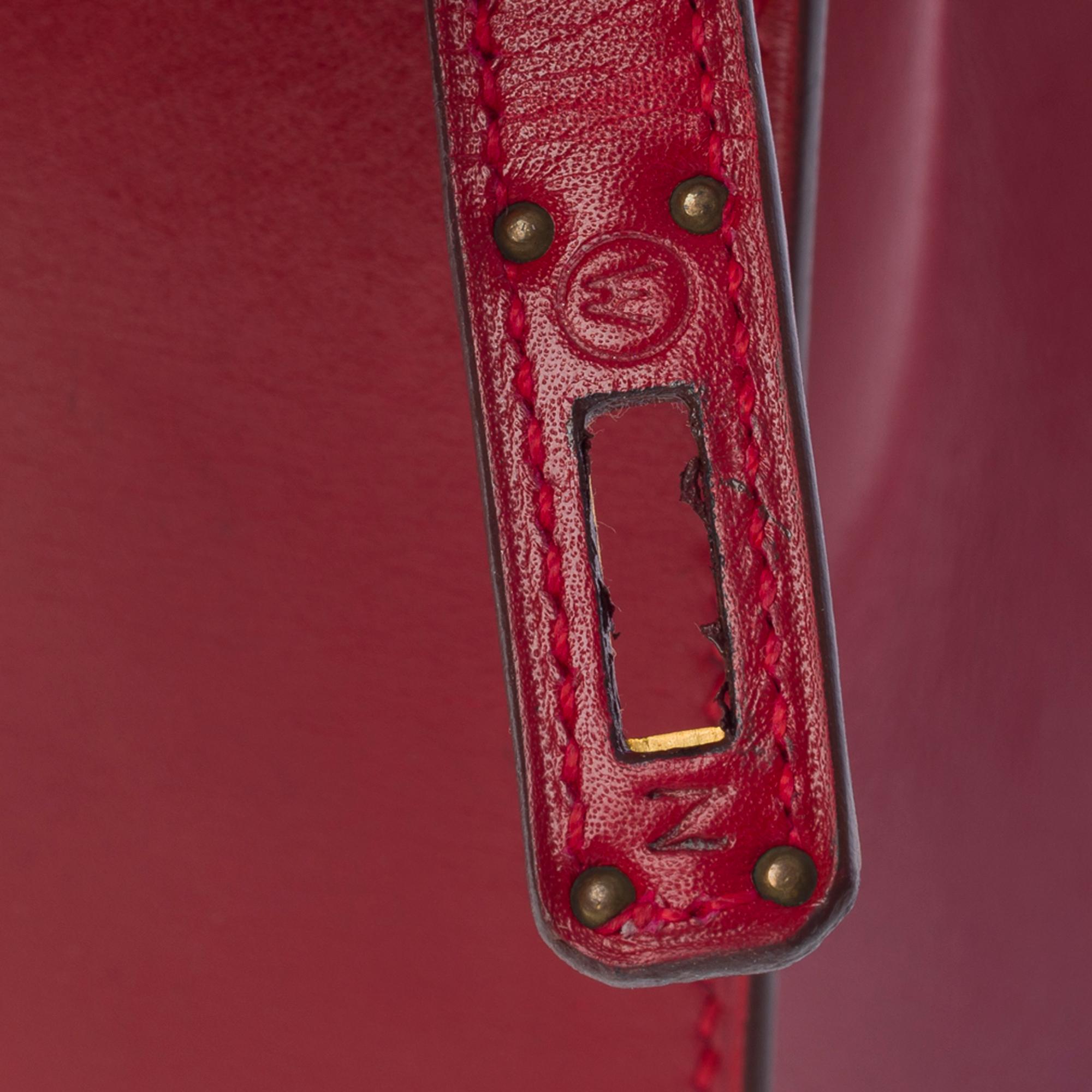 Rare Hermès Mini Kelly 20cm sac à main double bandoulière en cuir de veau boîte H rouge, GHW en vente 4