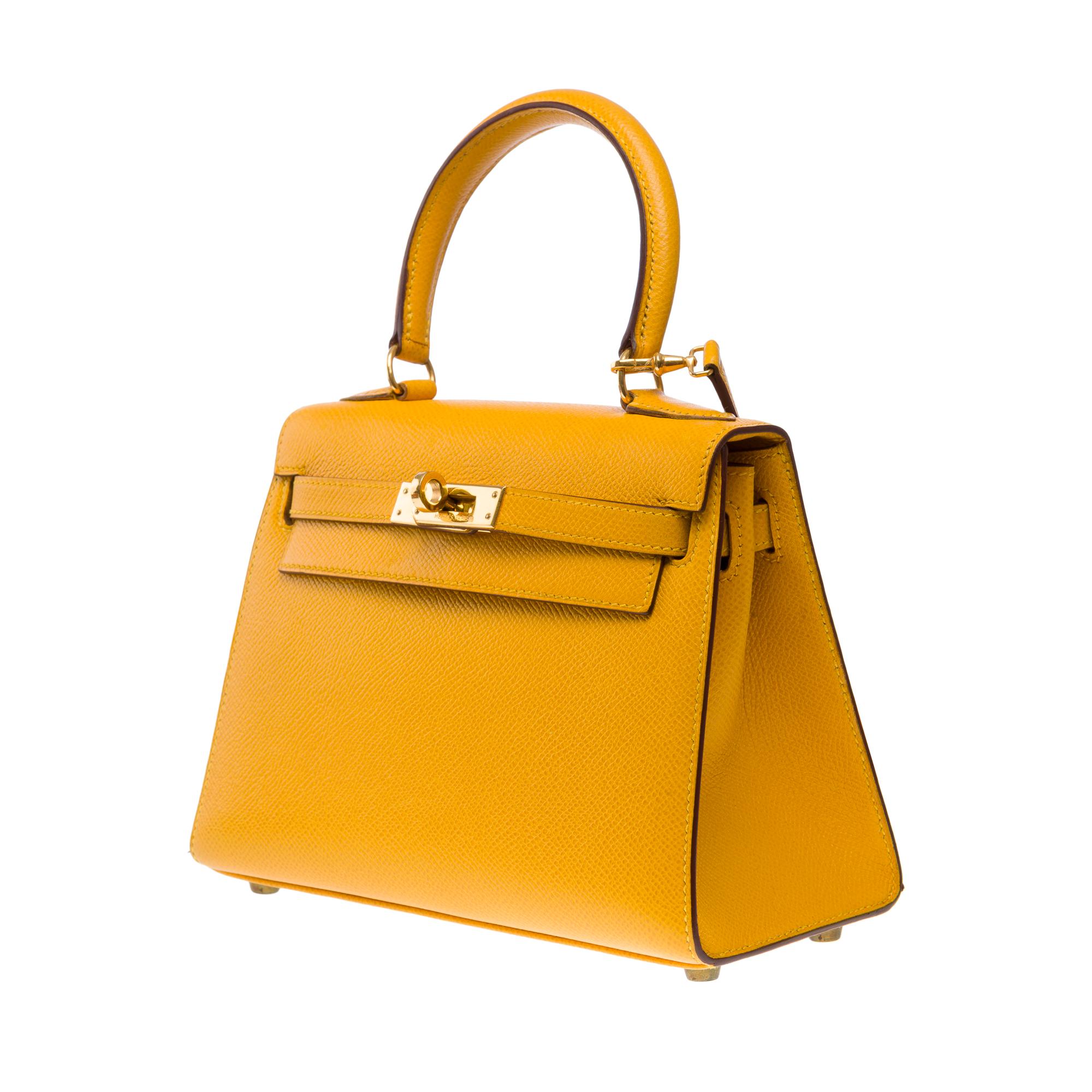 Women's Rare Hermès Mini Kelly 20cm handbag strap in Amber Yellow Courchevel , GHW