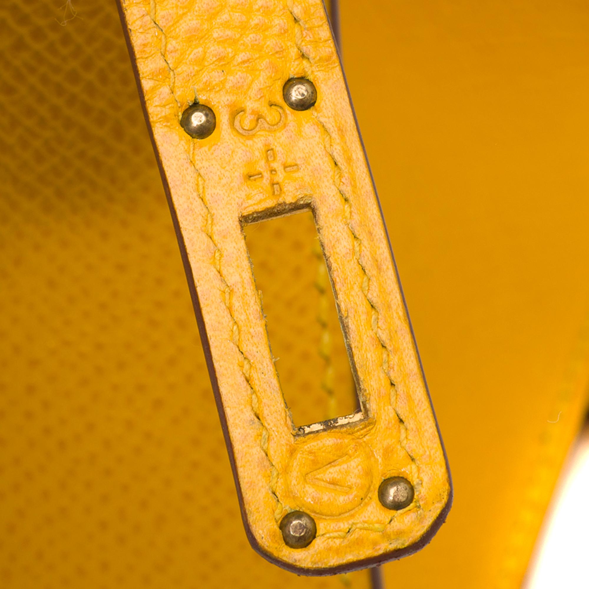 Rare Hermès Mini Kelly 20cm handbag strap in Amber Yellow Courchevel , GHW 3