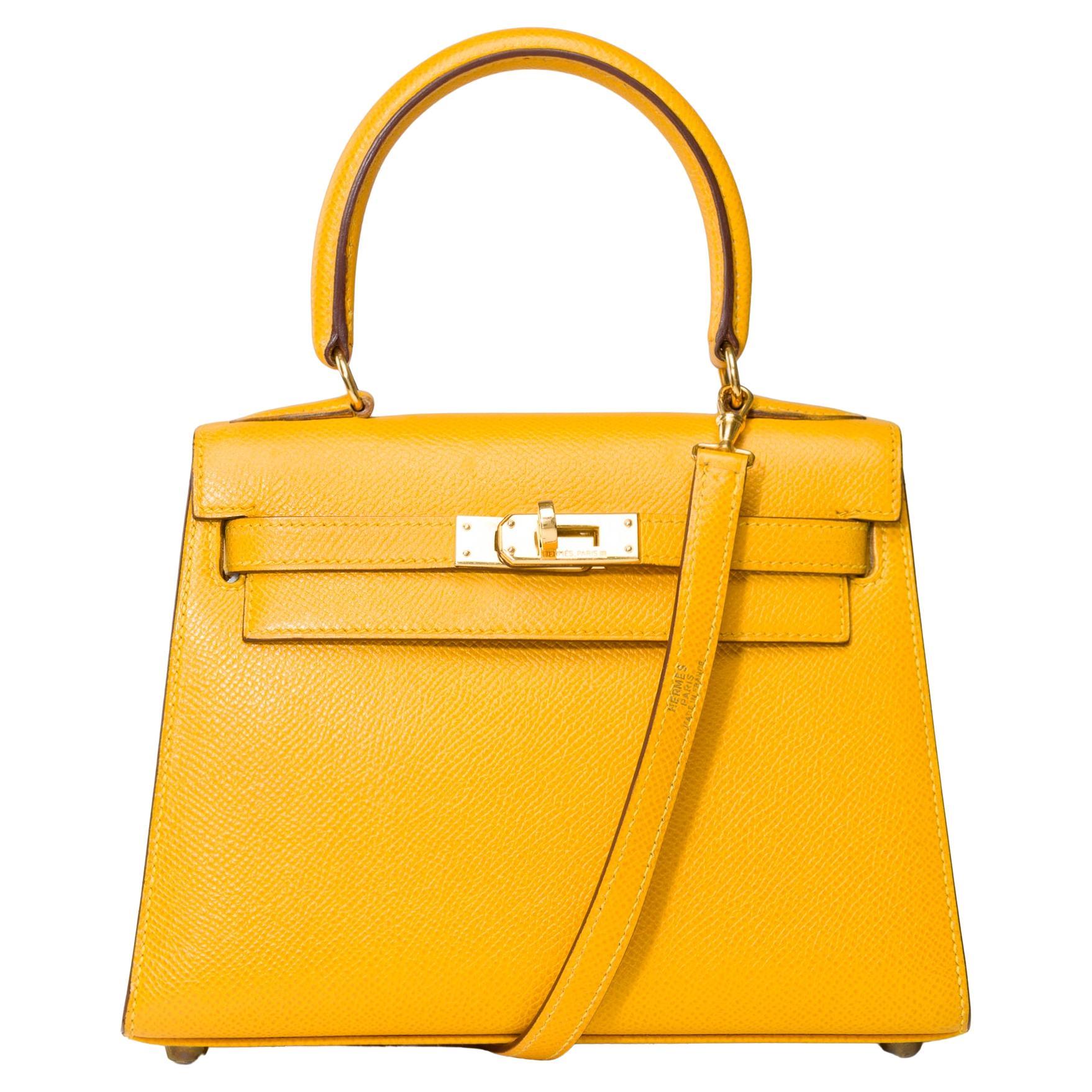 Rare Hermès Mini Kelly 20cm handbag strap in Amber Yellow Courchevel , GHW