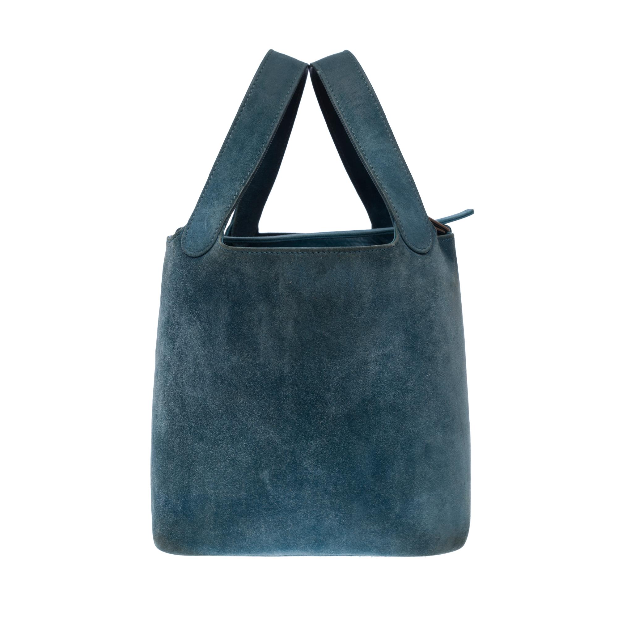 Extremely Rare Hermes Picotin 18 lock handbag in Blue Thalassa Doblis calf leather, silver-tone metal hardware, double blue suede handles allowing for hand carry

Closure with leather tab
Interior in blue suede
Signature: 
