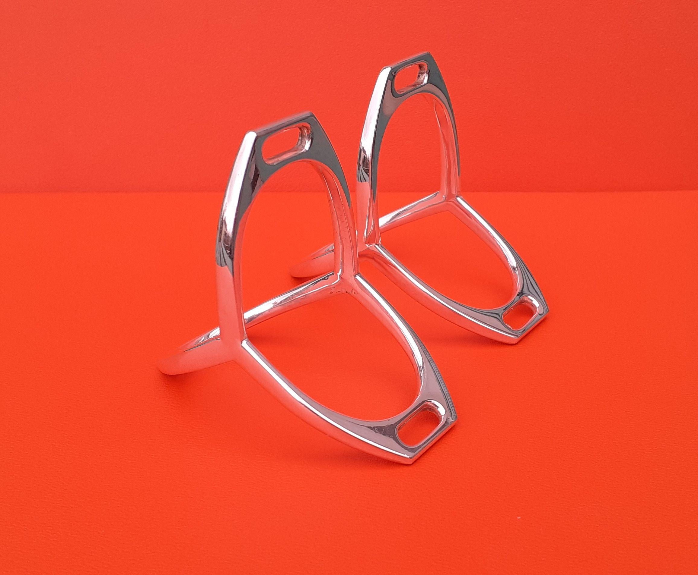Rare Hermès Set of 2 Napkin Rings Stirrups Shaped in Silver For Sale 8