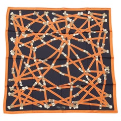 Rare écharpe en soie Hermès Très Kelly Noir Orange 66 cm