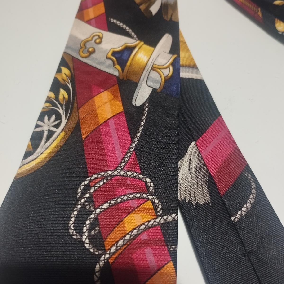 Black Rare Hermès Spades Silk Tie For Sale