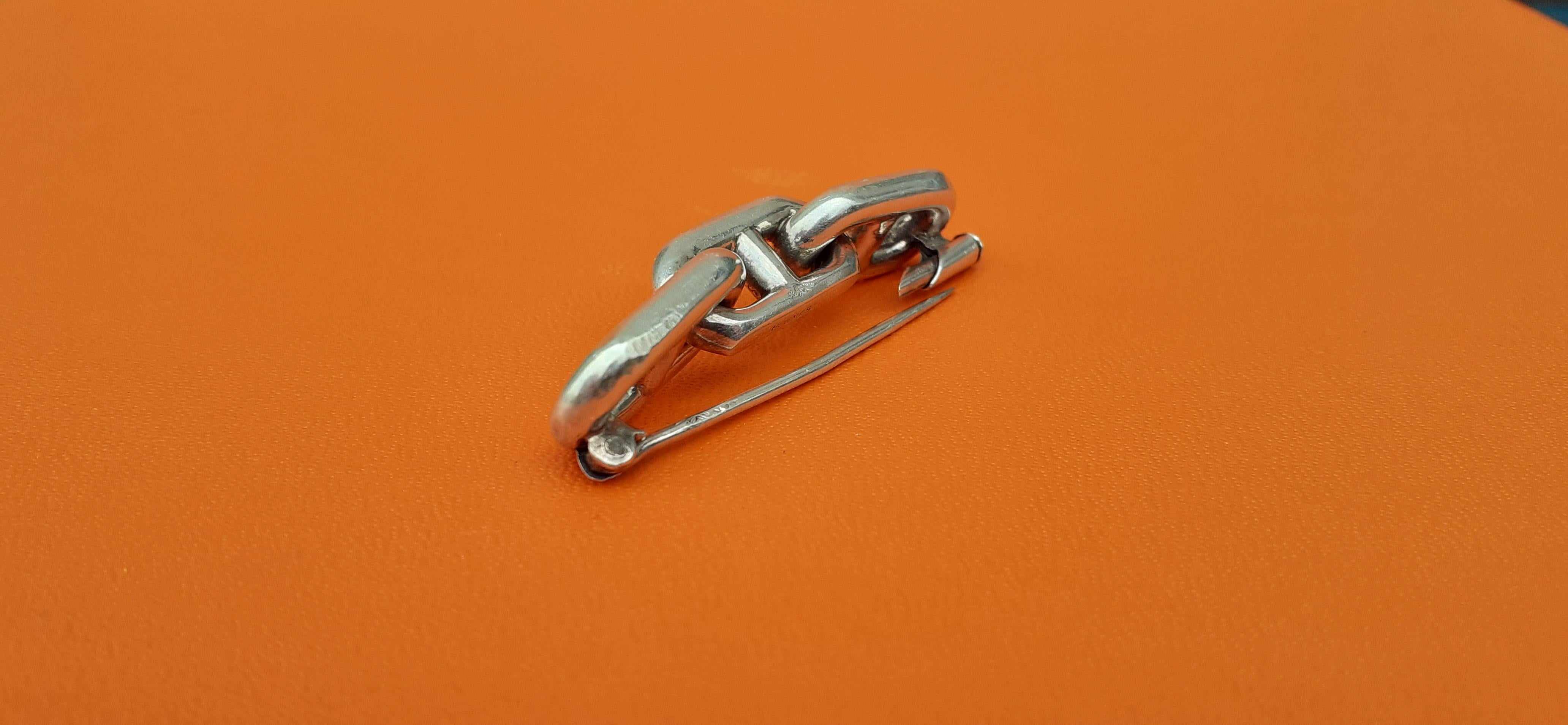 Women's Rare Hermès Vintage Chaine d'Ancre Brooch in Silver