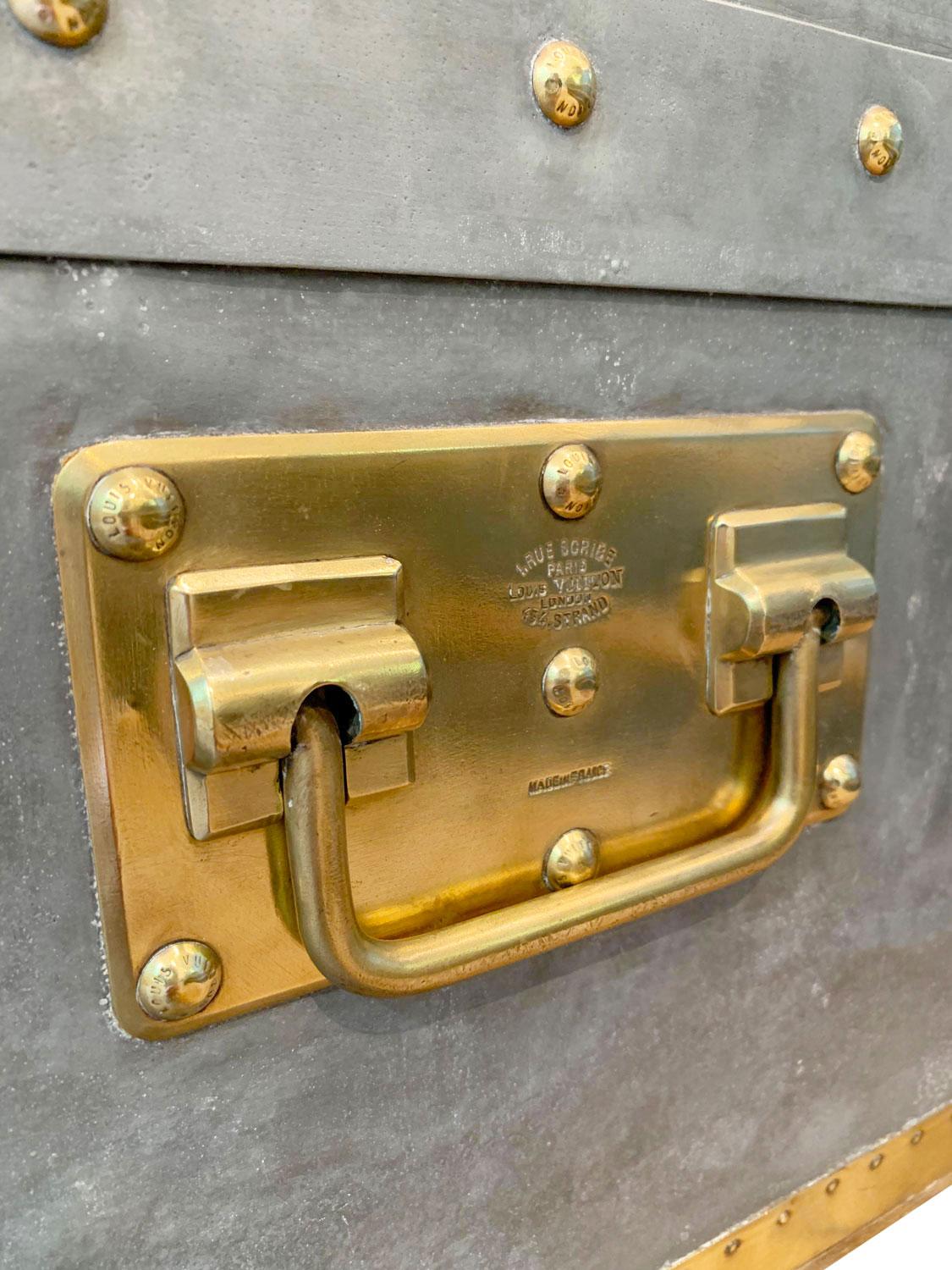 Louis Vuitton Hermetically Sealed Zinc Explorers Trunk, circa 1885 In Good Condition For Sale In Aspen, CO