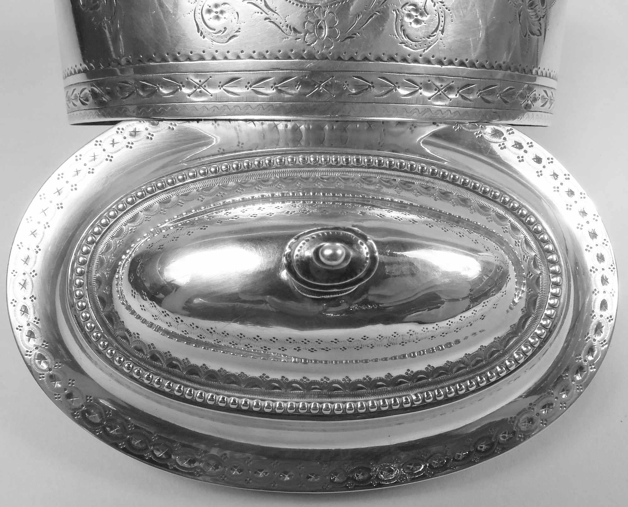 Sterling Silver Rare Hester Bateman English Georgian Neoclassical Tea Caddy 1782 For Sale