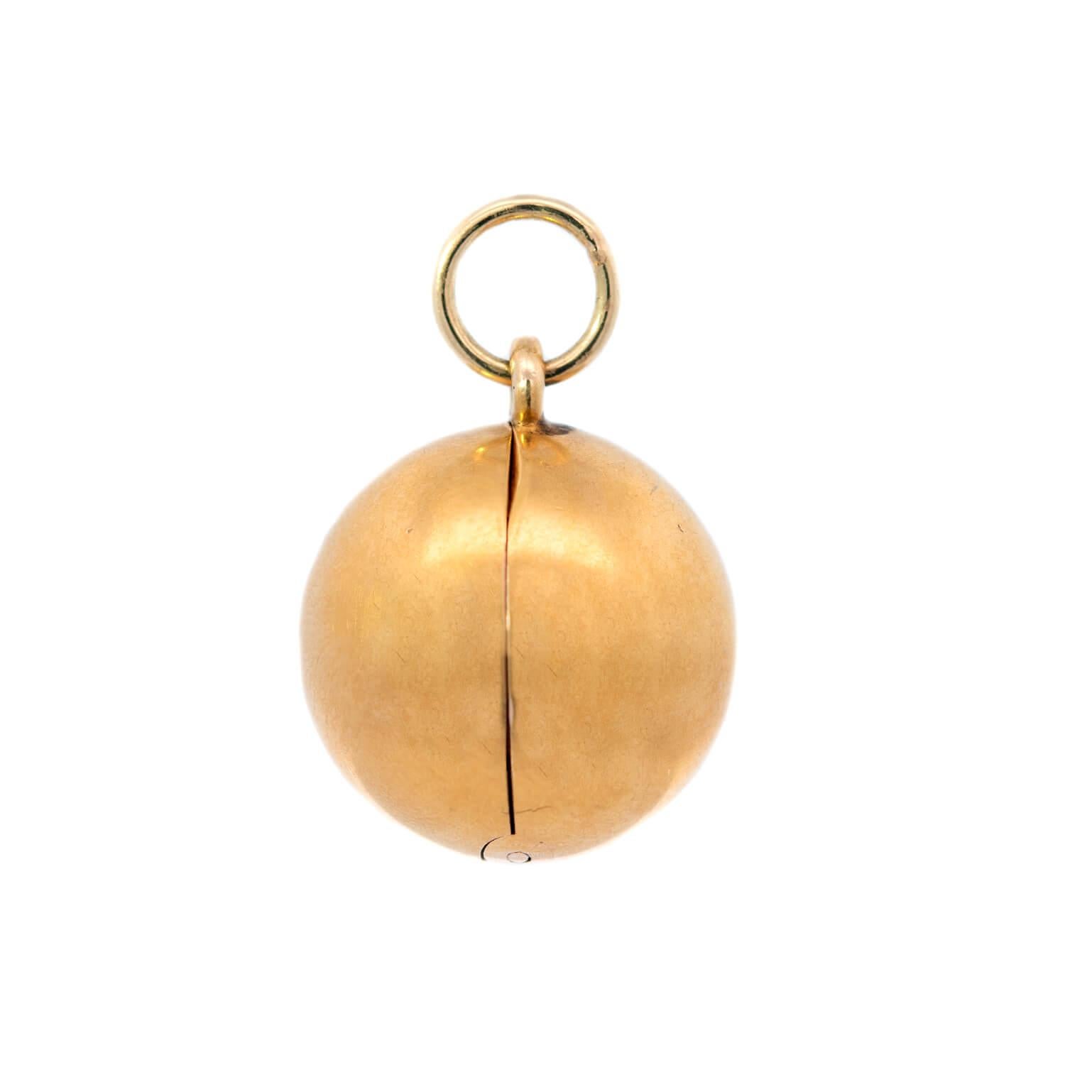Rare Hidden Key Victorian 18k Ball Pendant In Good Condition For Sale In Narberth, PA