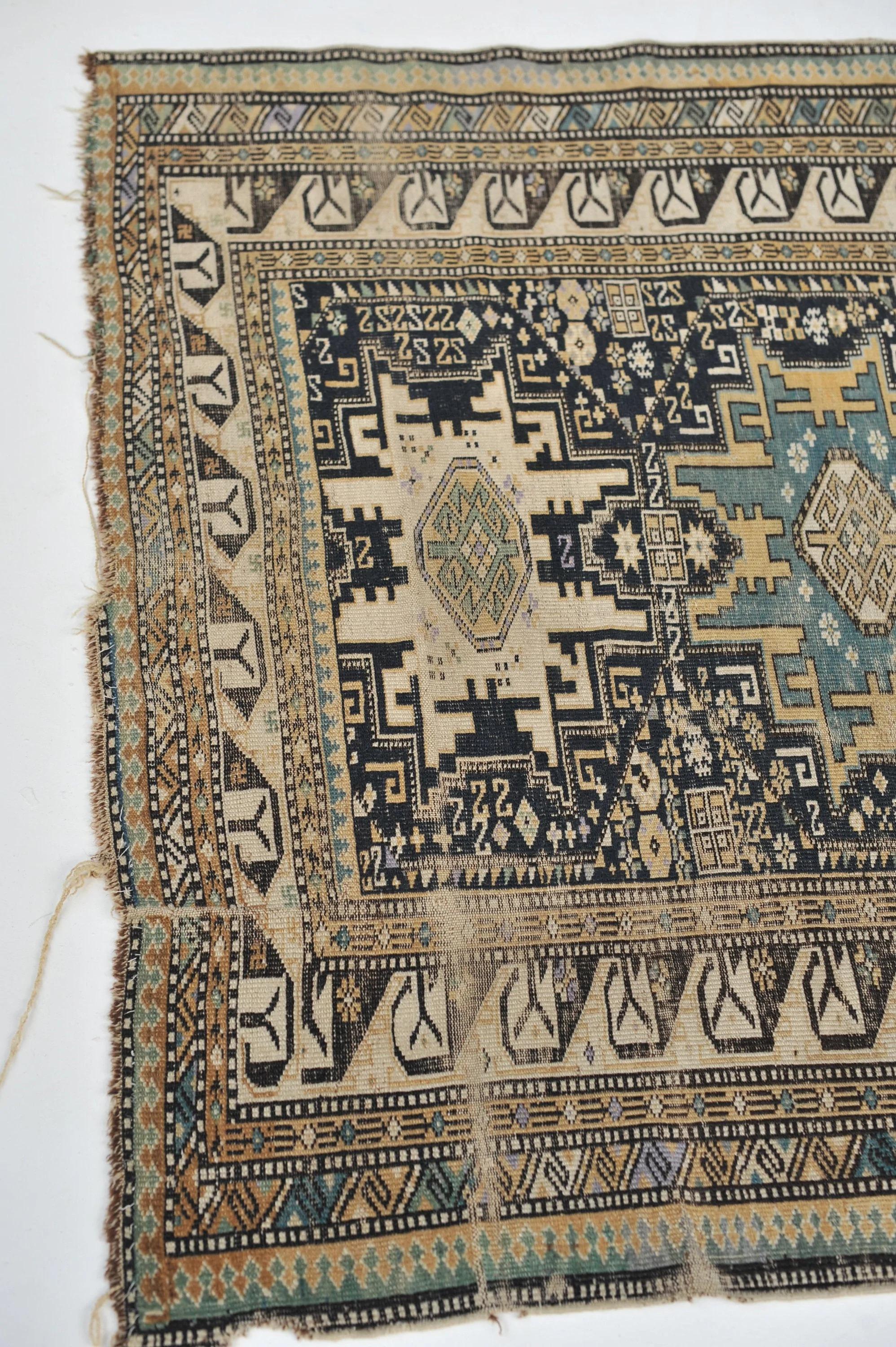 Rara alfombra antigua de gama alta Shirvan/Kuba de las montañas del Cáucaso siglo XX en venta