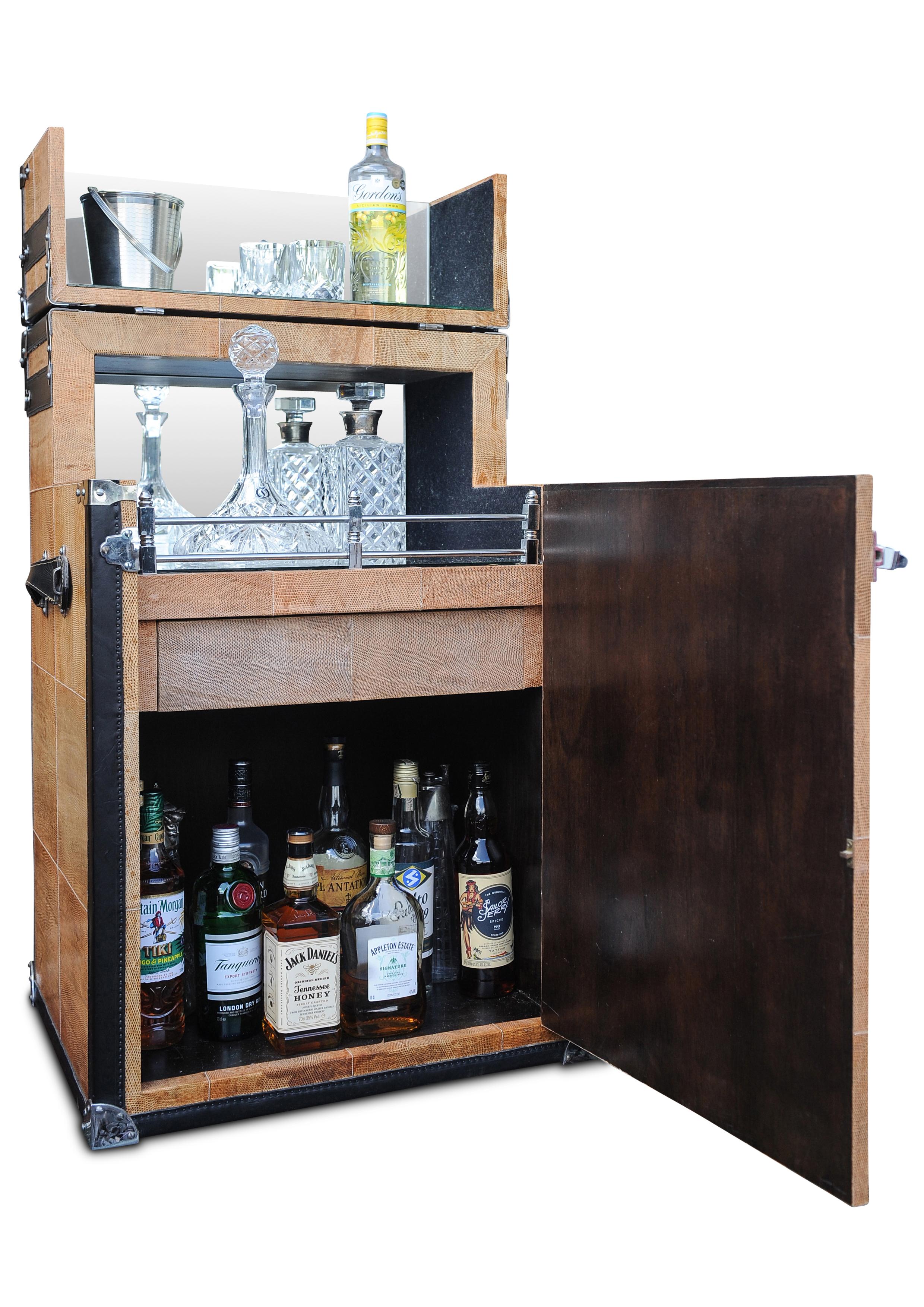 Français Rare cocktail bar de voyage en galuchat sur mesure de Ginger Brown en vente
