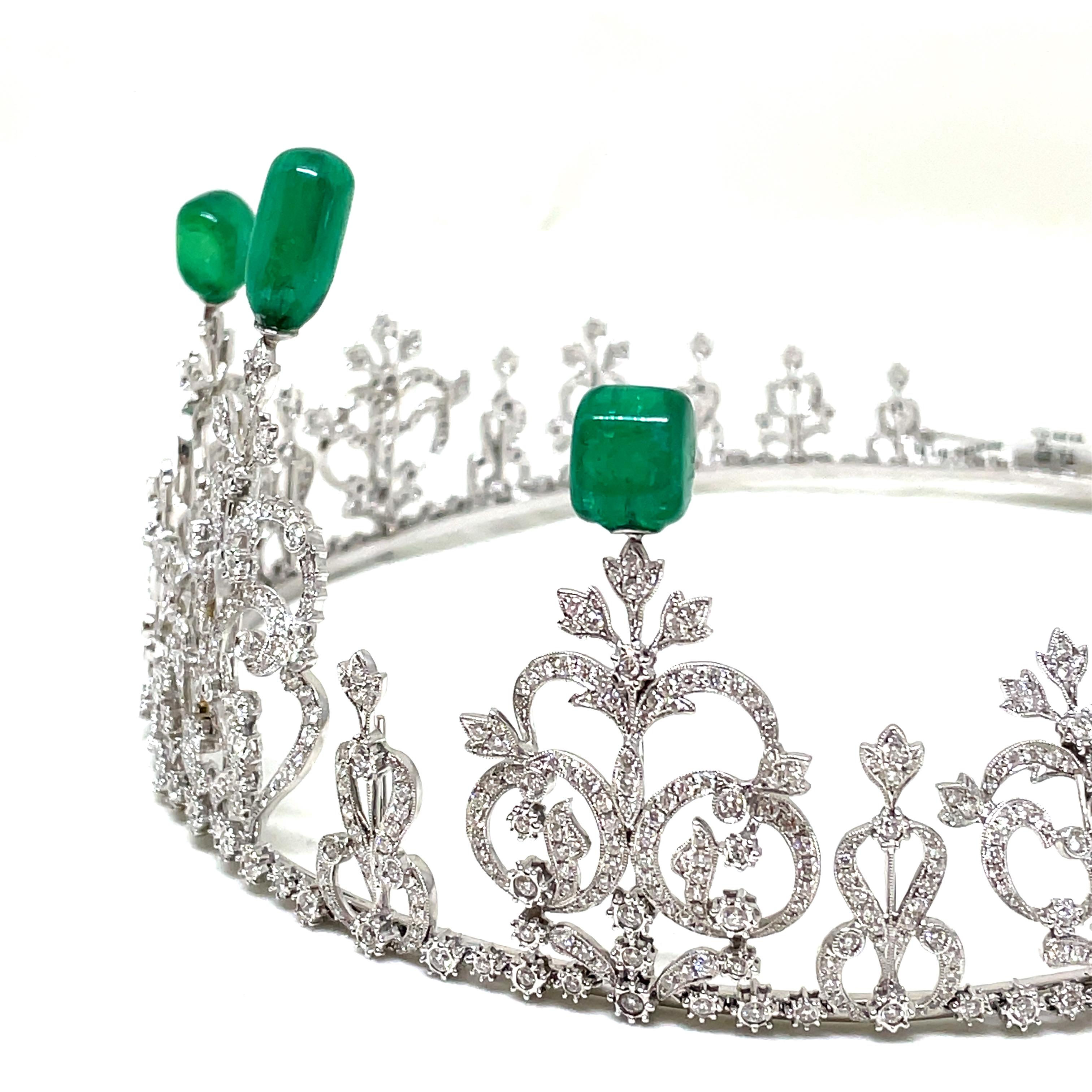 Seltener Himalaya-Gebirge-Smaragd und Diamant  Cabrio-Tiara/Halskette im Angebot 4