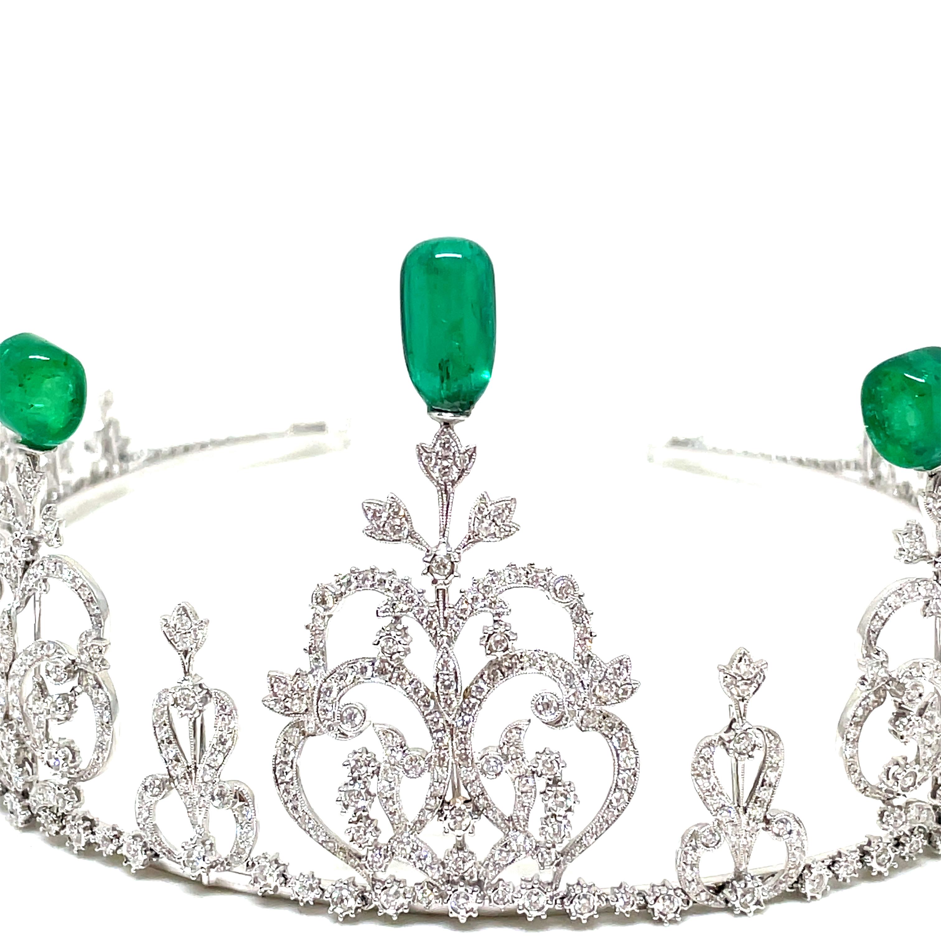 Seltener Himalaya-Gebirge-Smaragd und Diamant  Cabrio-Tiara/Halskette im Angebot 3