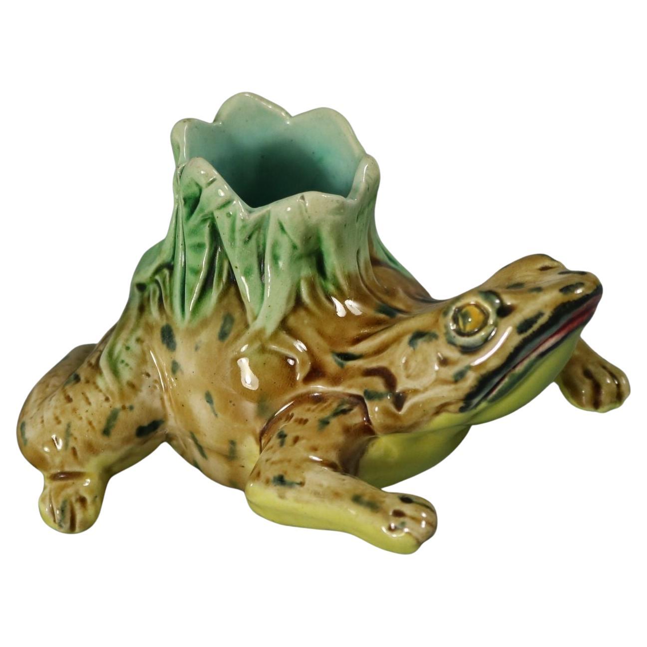 Rare Holdcroft Majolica Frog Toothpick Holder