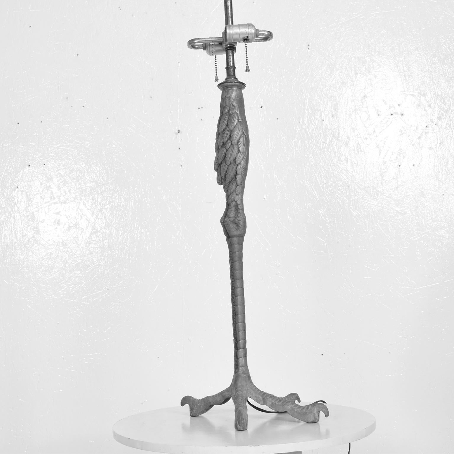 Rare Hollywood Regency Ostrich Eagle Leg Table Lamp 1
