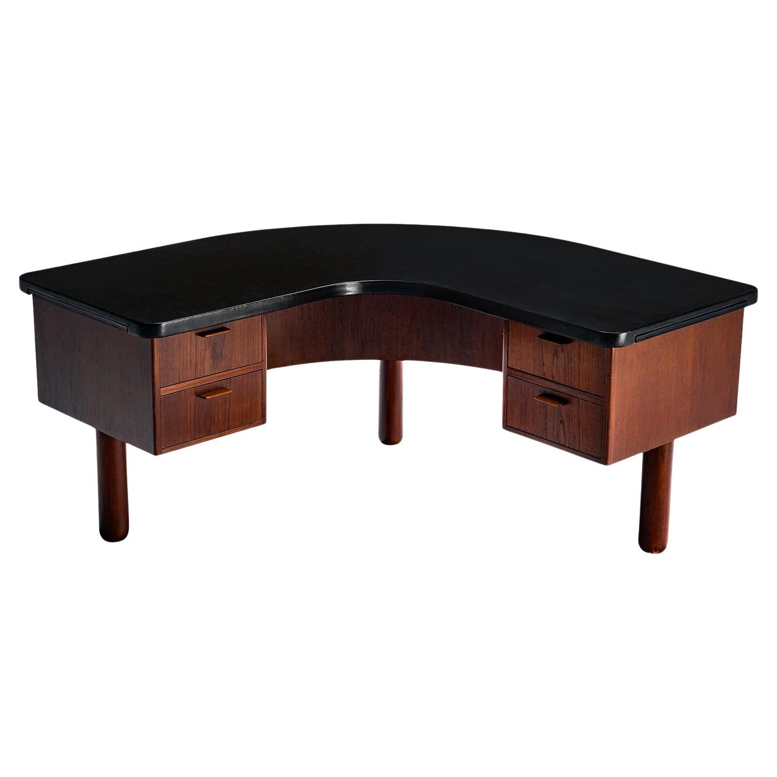 Rare Hos Wulff Free Standing Desk in Leather and Teak  For Sale