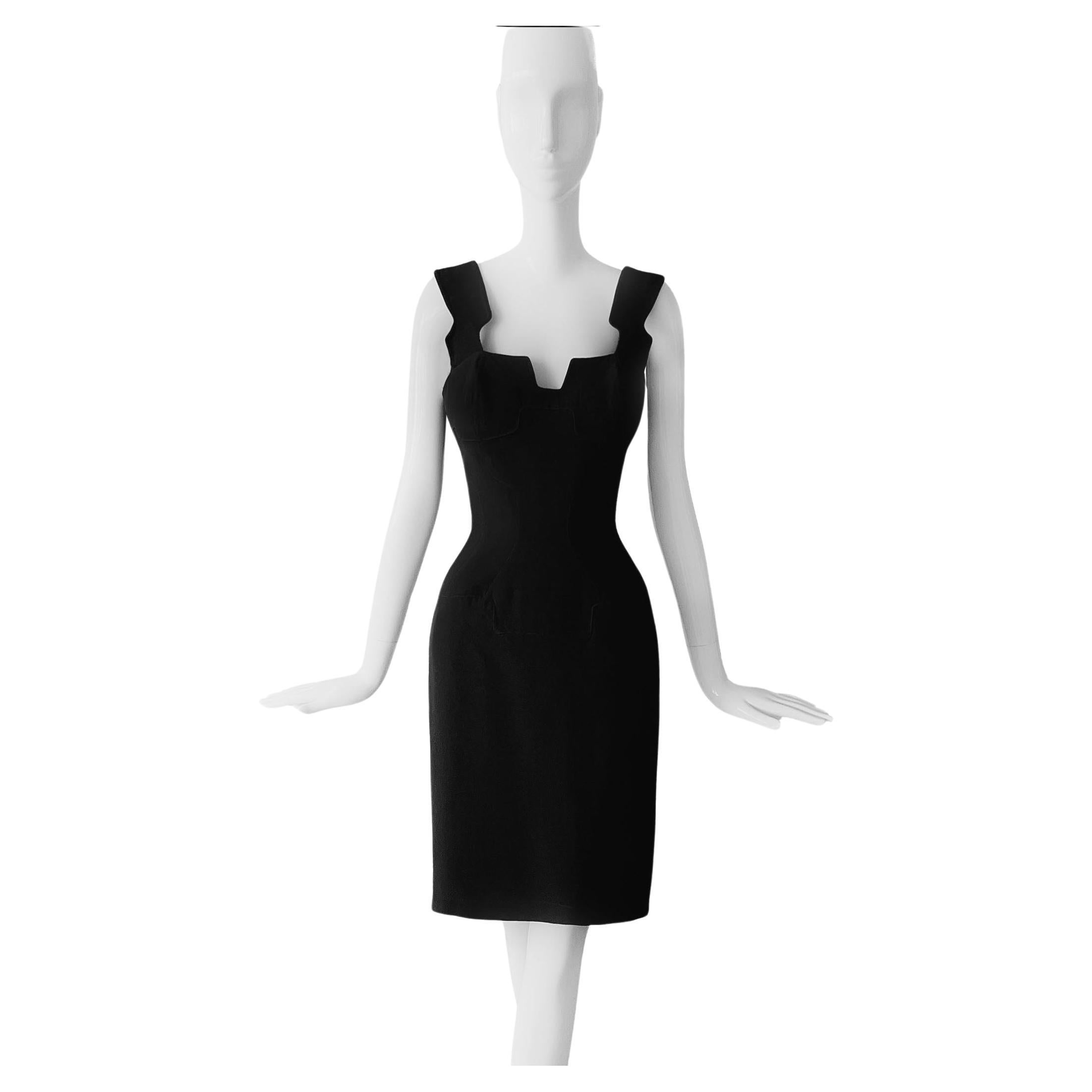 Raro Vestido Thierry Mugler SS1994 icónico Vestido Negro en venta