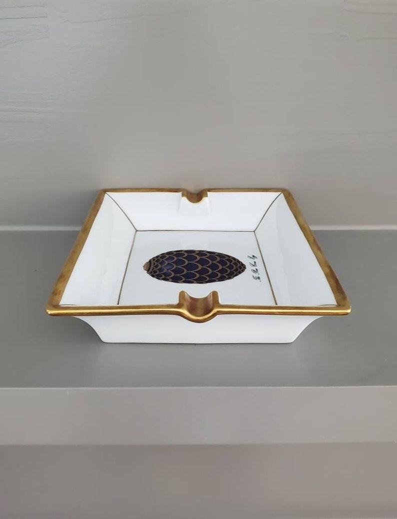 Seltenes Haus Fabergé & Limoges Frankreich Porzellantablett (Französisch) im Angebot