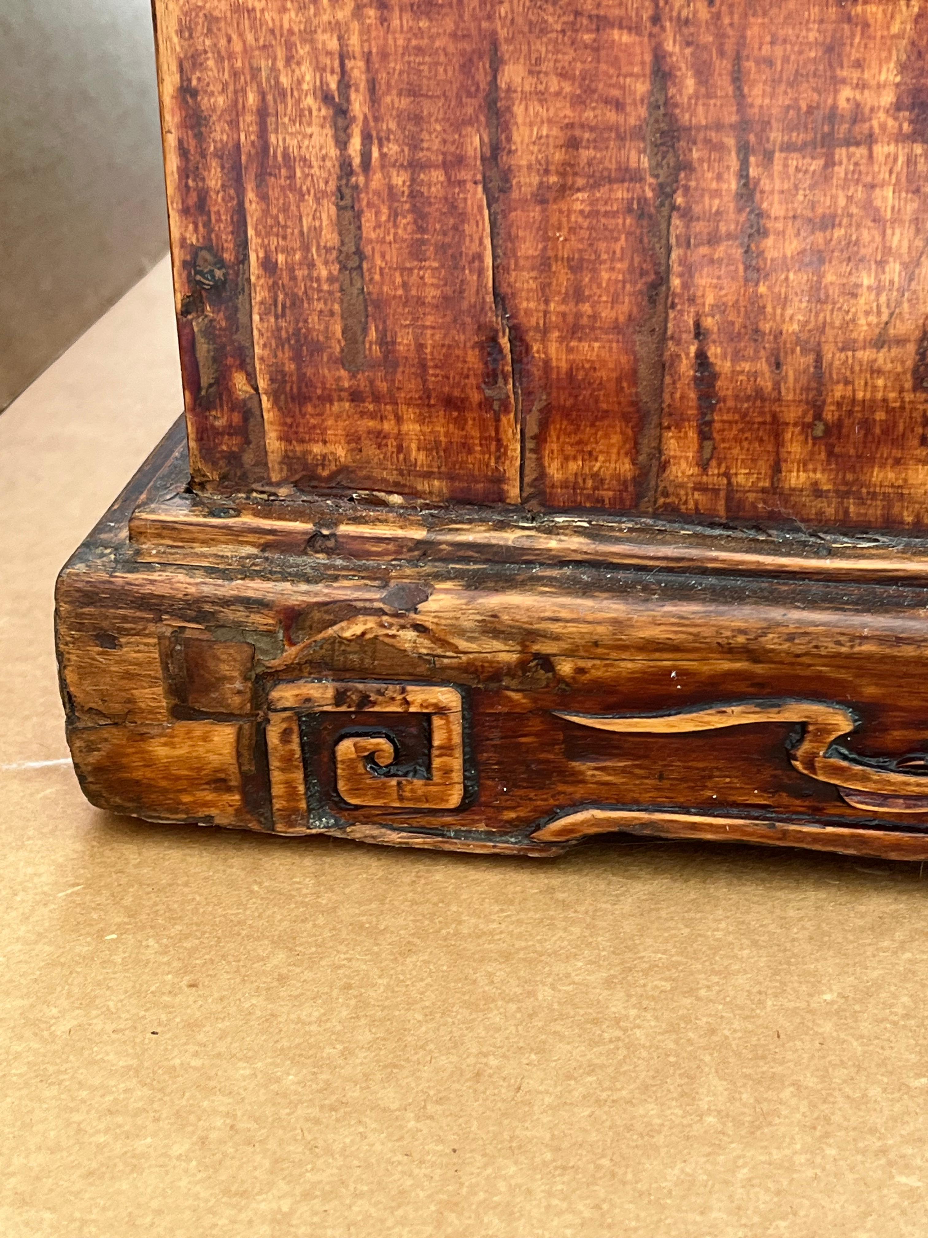 Seltener Huanghuali Tischschrank Qing Dynasty 17./18. Jh., Provenienz. im Angebot 2