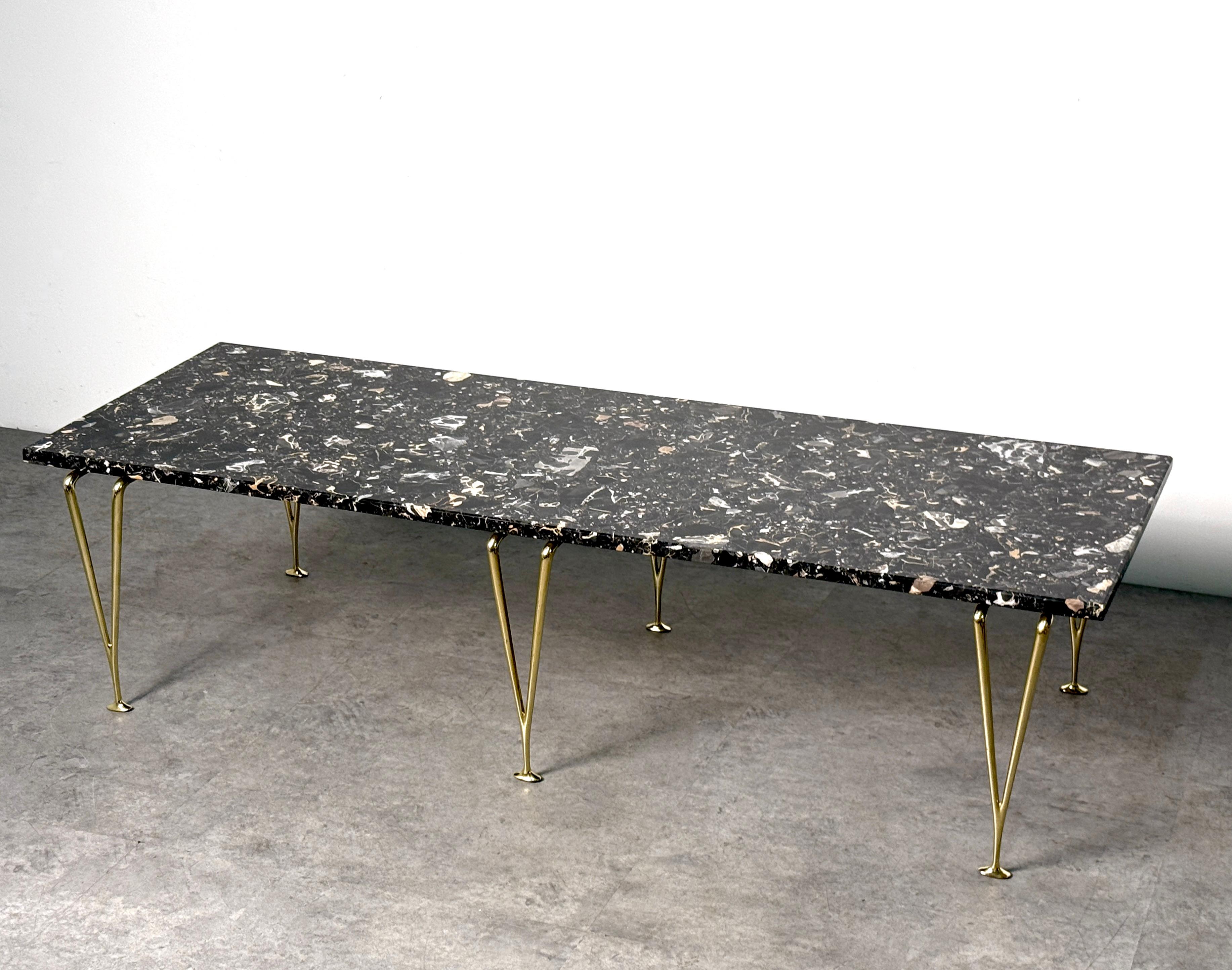 Américain Hugh Acton Rare banc à pieds sculptés en laiton des années 1960 en vente