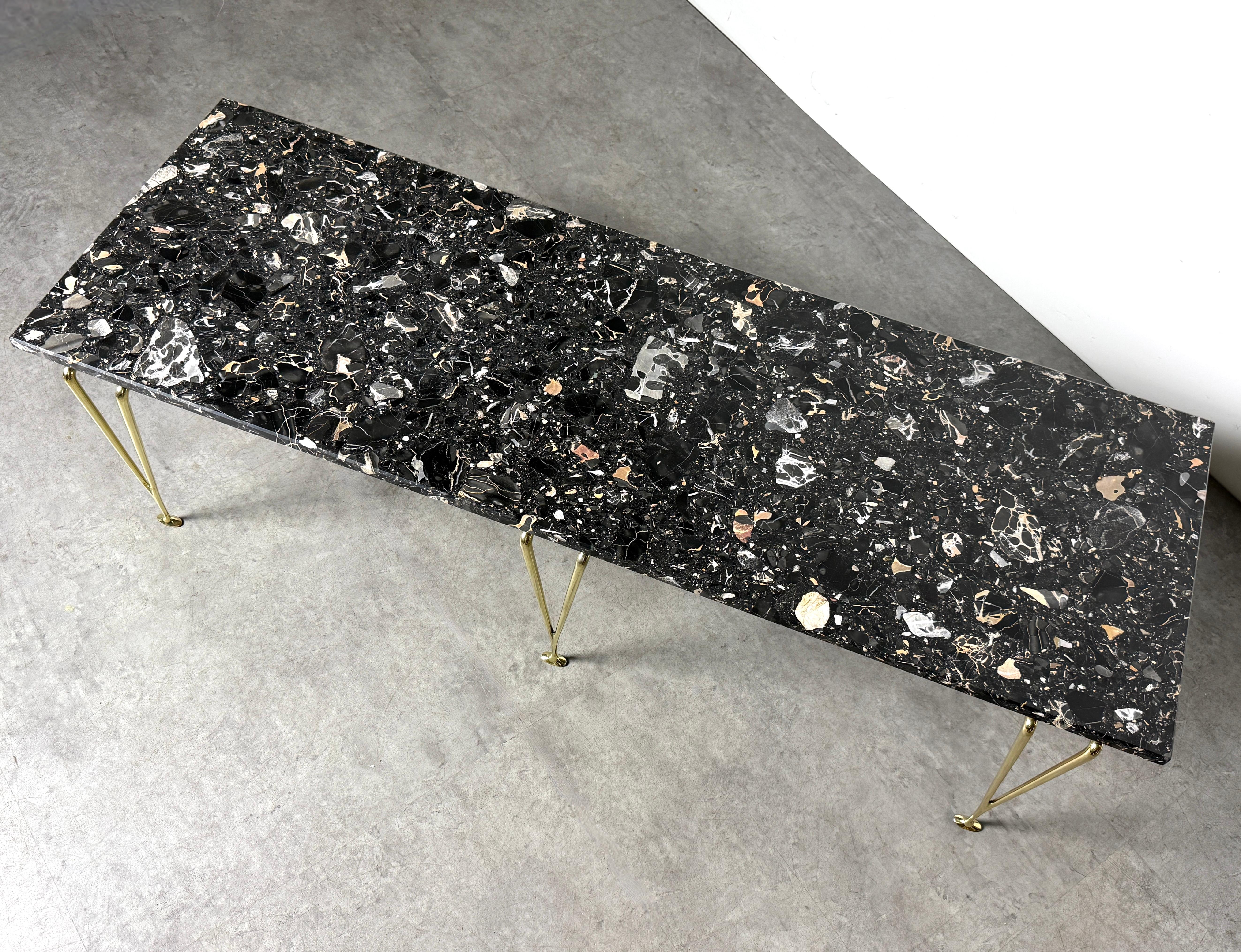Hugh Acton Rare banc à pieds sculptés en laiton des années 1960 Bon état - En vente à Troy, MI