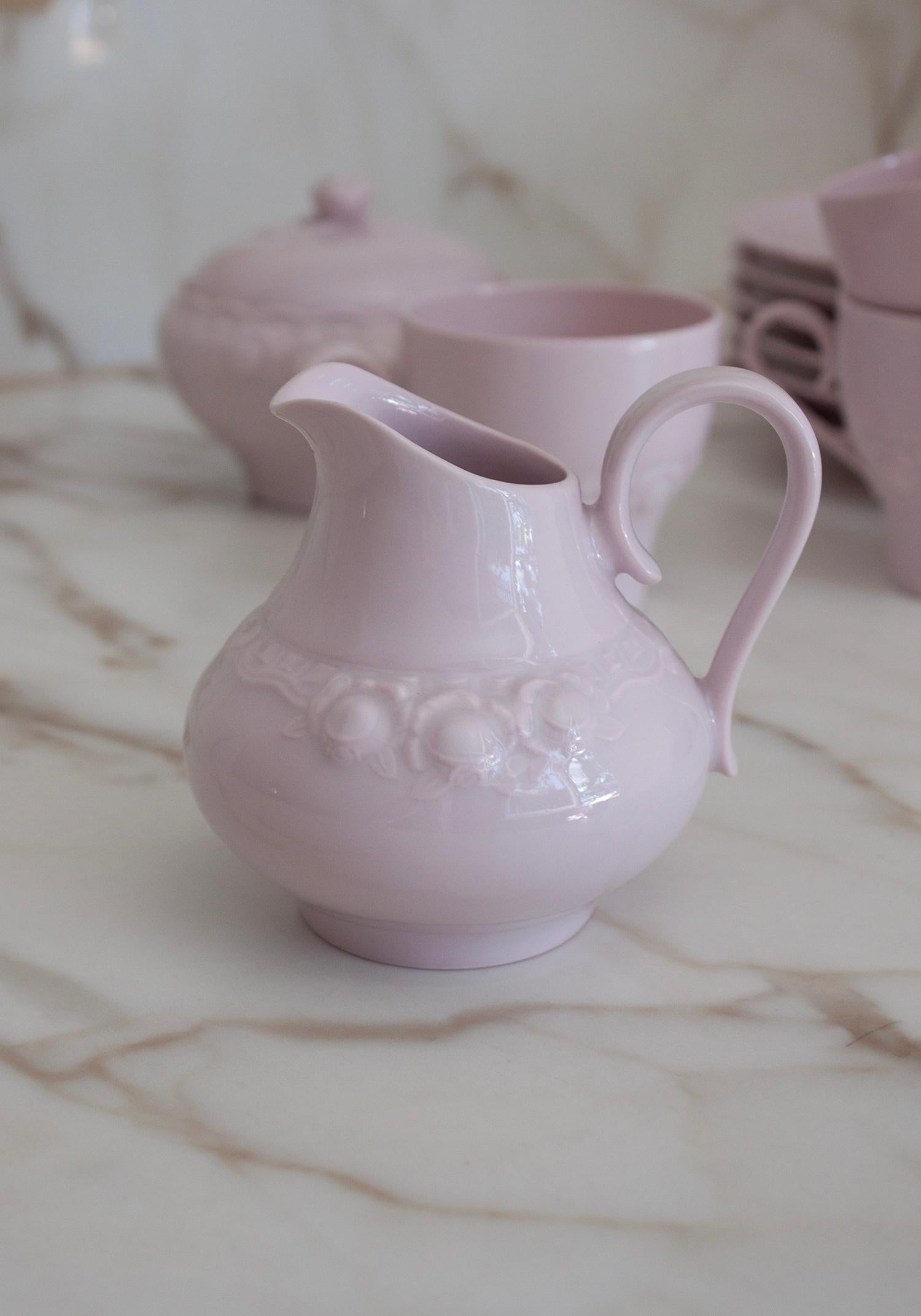 Raro set da tè completo Hutschenreuther rosa cipria modello Dragen-Rose in vendita 5