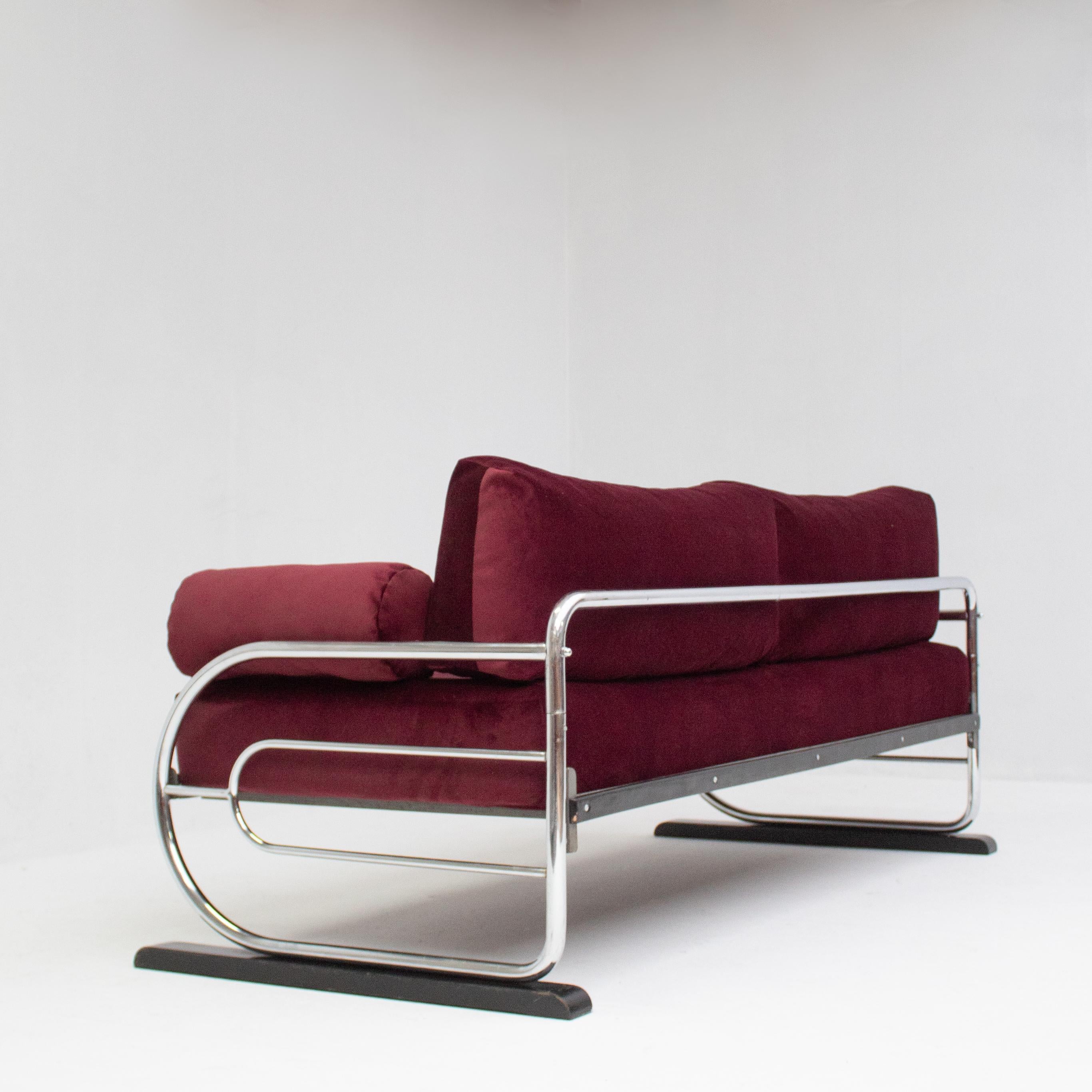 Bauhaus Hynek Gottwald Tubular Steel Sofa, 1930s Czech Modernist Design In Good Condition In Antwerpen, BE