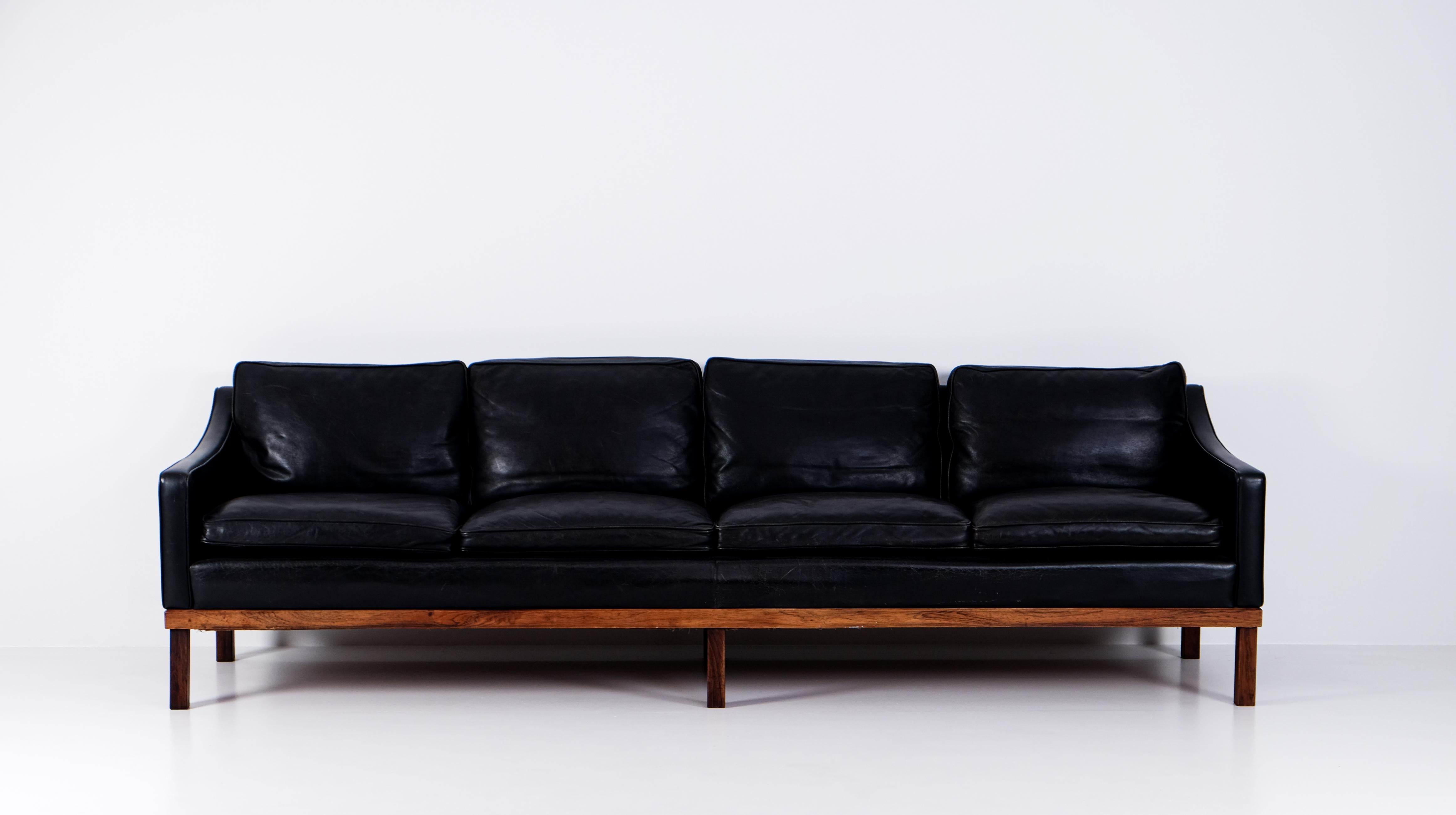 Rare Ib Kofod-Larsen Sofa, 1960s In Good Condition For Sale In Stockholm, SE