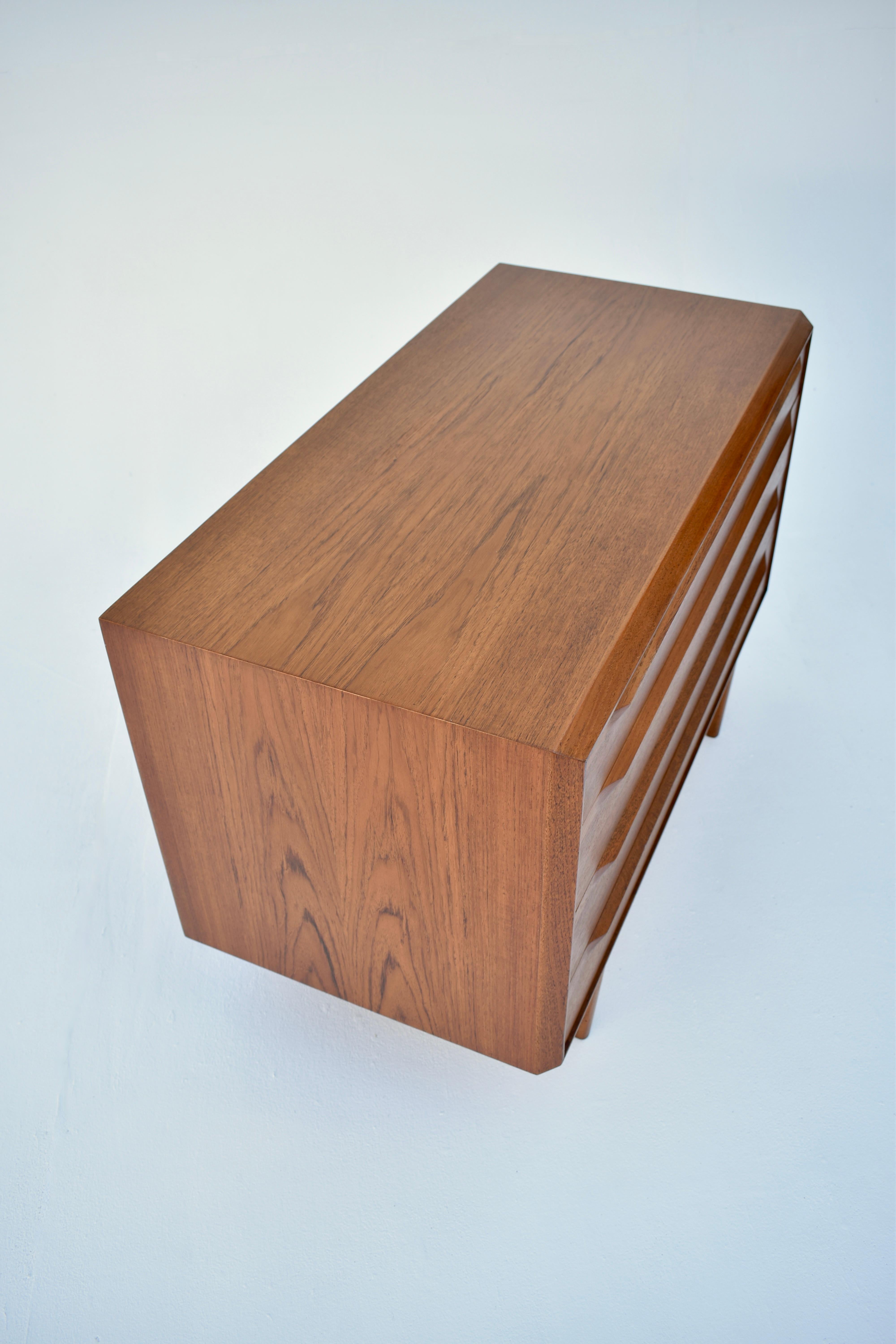 Rare Ib Kofod Larsen Teak Chest of Drawers for Fredericia Mobelfabrik In Good Condition In Shepperton, Surrey