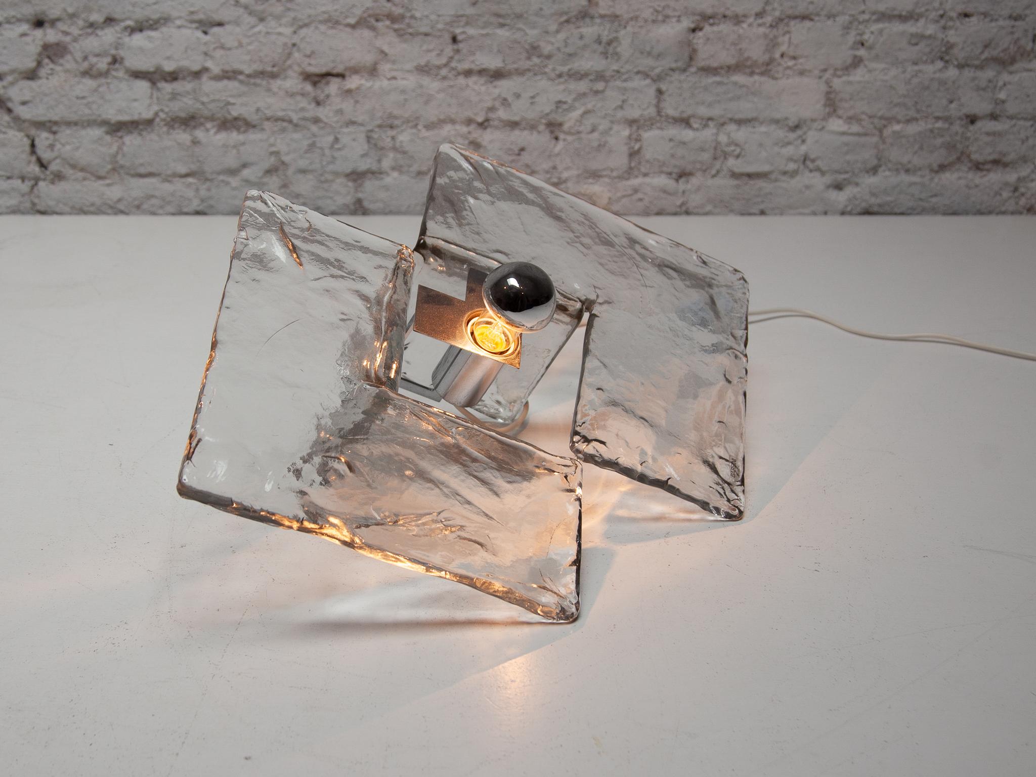 Rare Ice Glass Table Lamp by Alfredo Barbini  Murano Glass Venini, 1960s For Sale 2