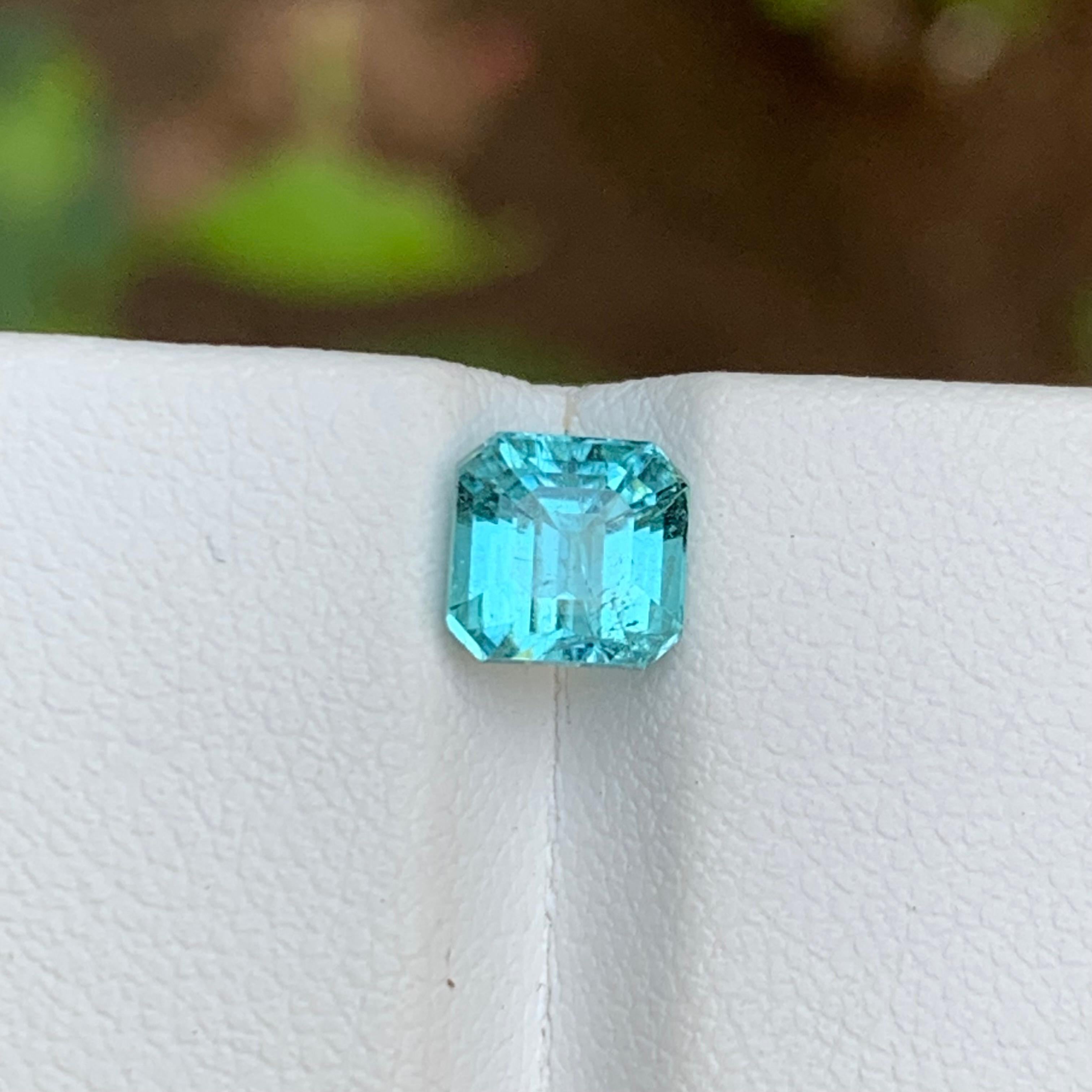 Rare Ice Neon Blue Natural Tourmaline Gemstone, 1.65 Ct Emerald Cut-Ring Jewelry en vente 5