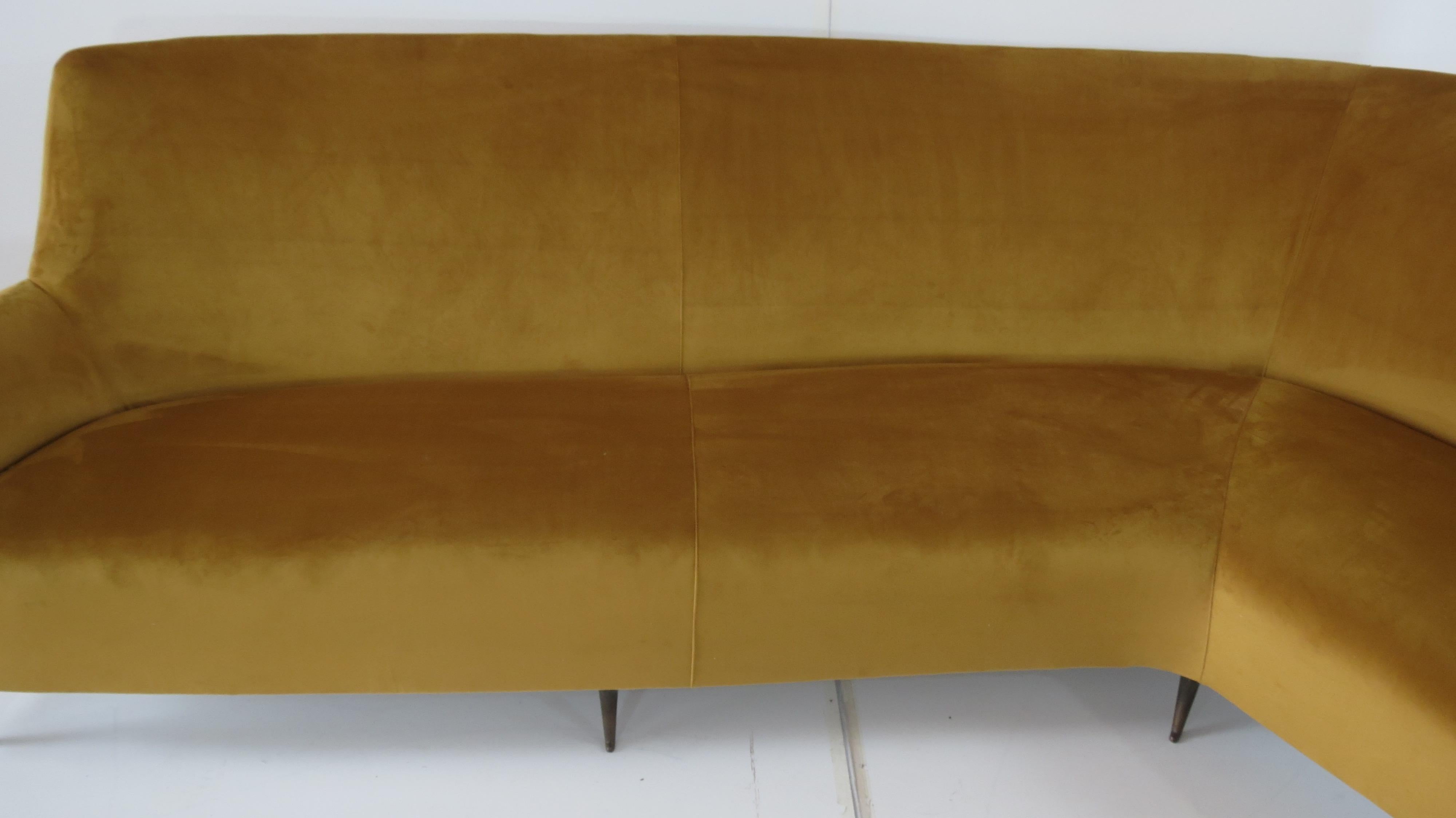 Rare Ico & Luisa Parisi Large Gold Yellow Velvet Curved Sofa by Isa, circa 1952 3