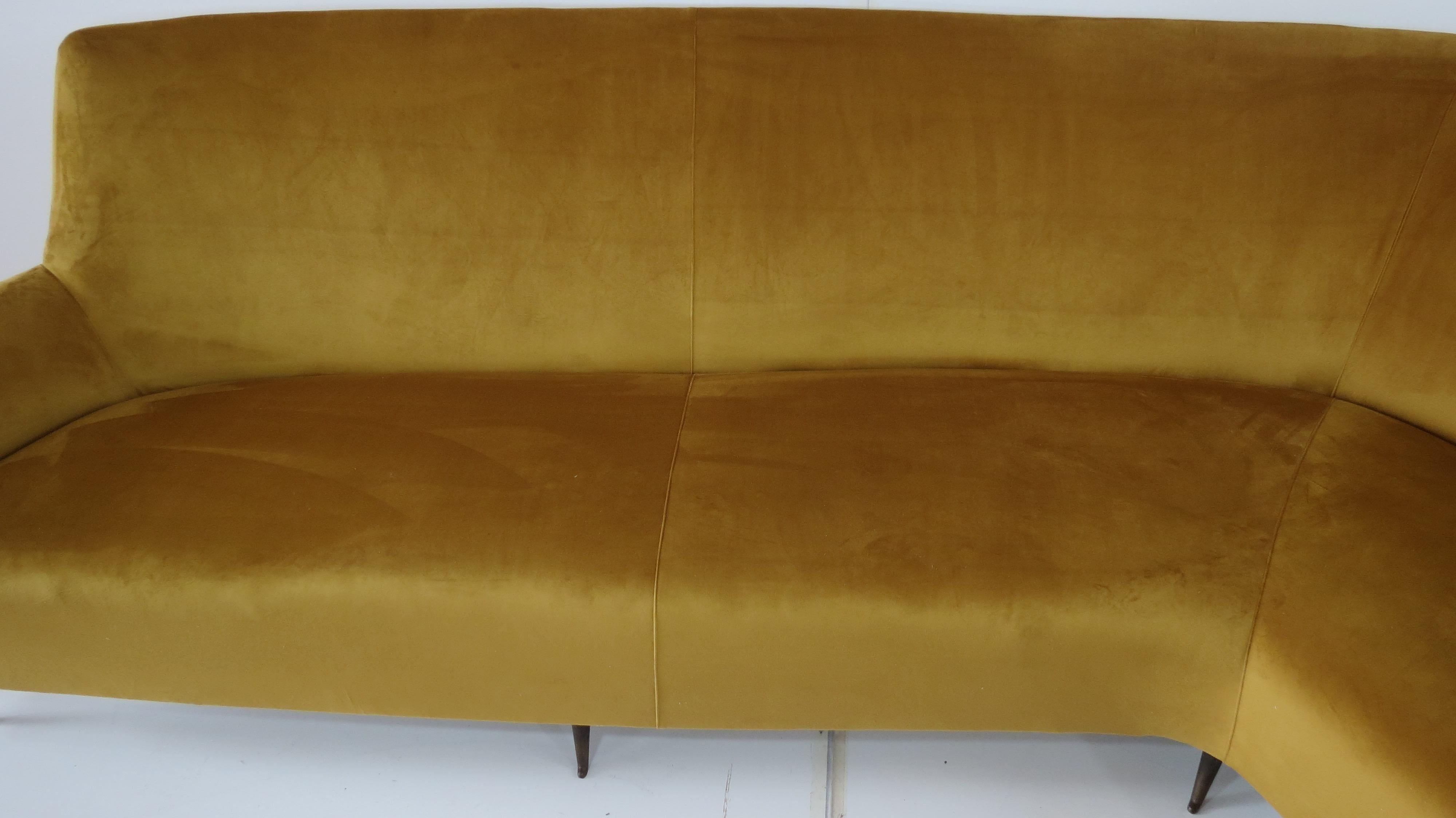 Rare Ico & Luisa Parisi Large Gold Yellow Velvet Curved Sofa by Isa, circa 1952 4