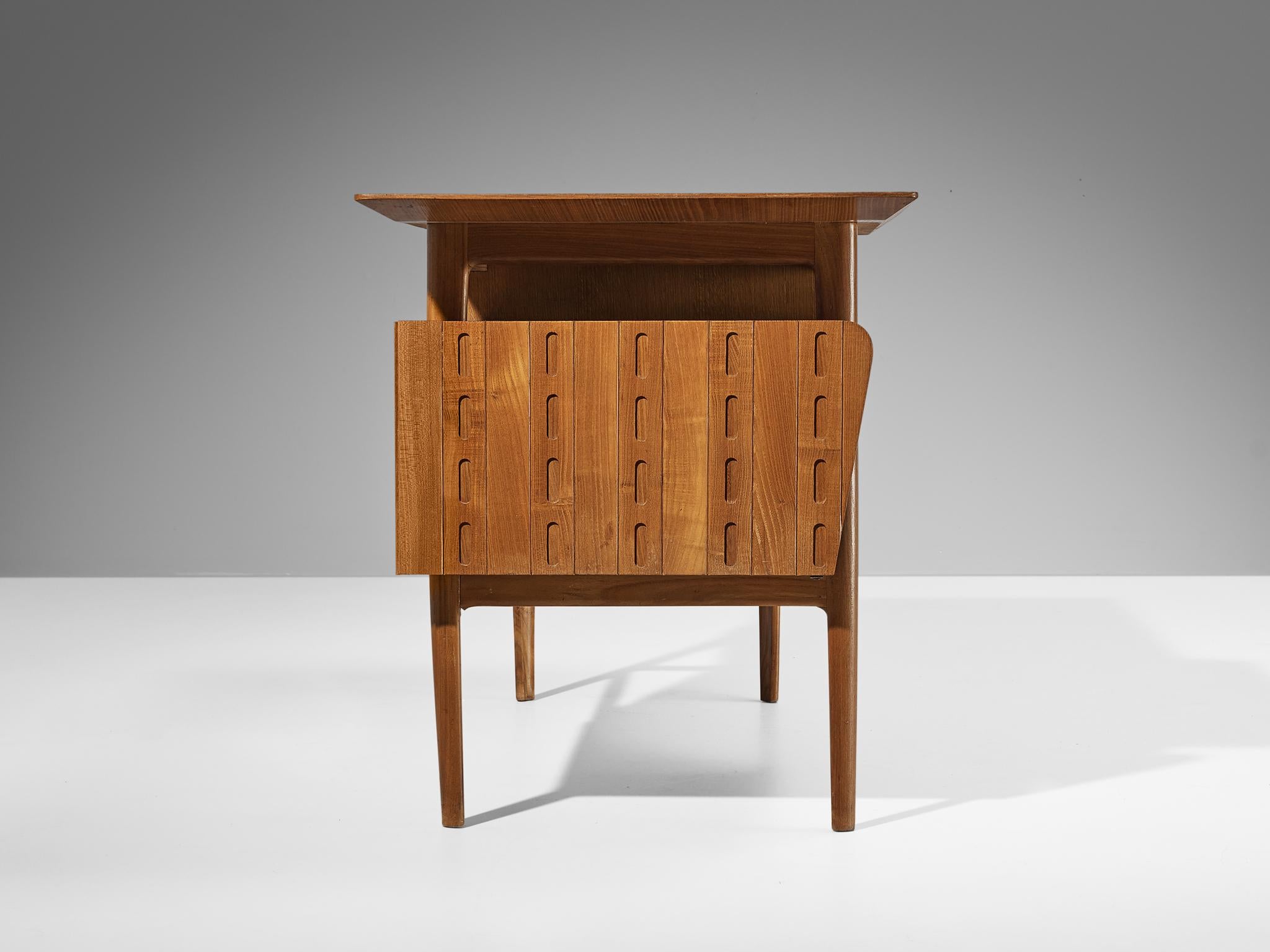 Rare Ico Parisi for Fratelli Rizzi Writing Desk in Ash For Sale at 1stDibs