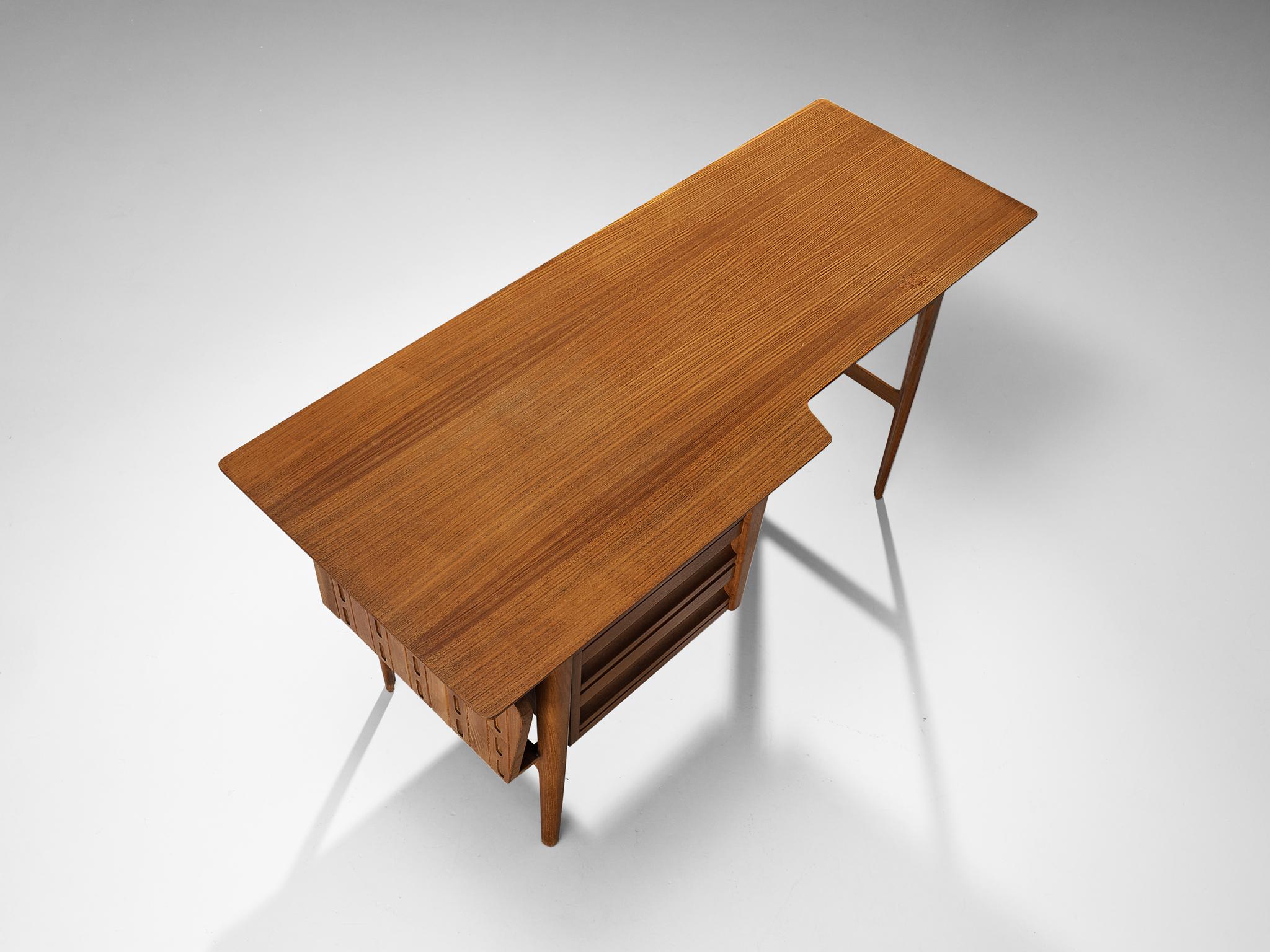 Rare Ico Parisi for Fratelli Rizzi Writing Desk in Ash For Sale at 1stDibs