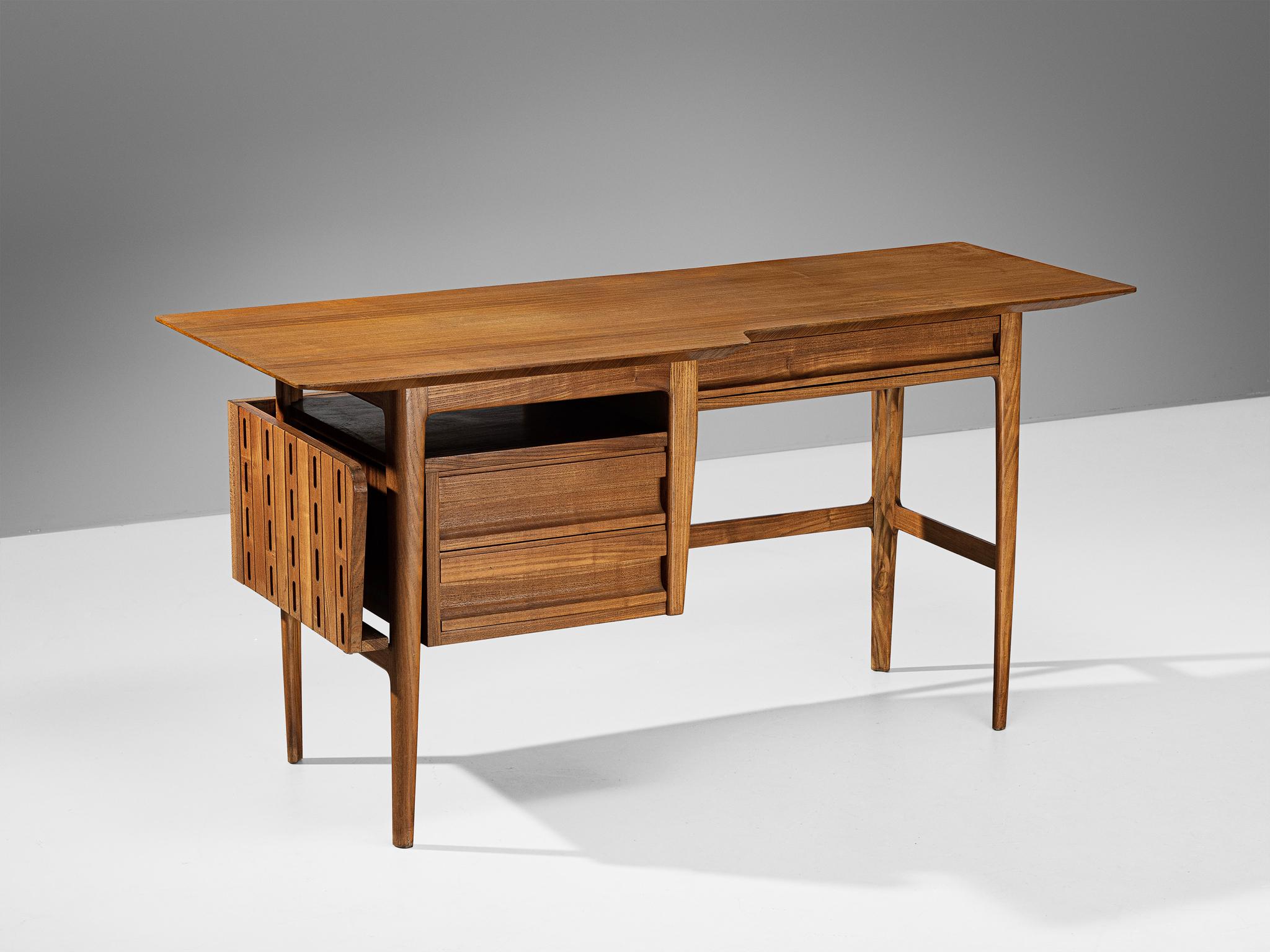 Mid-Century Modern Rare Ico Parisi for Fratelli Rizzi Writing Desk in Chestnut  For Sale