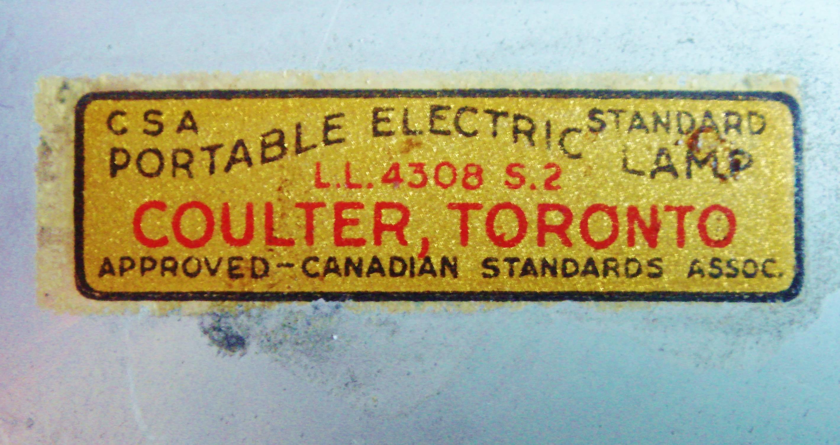Milieu du XXe siècle Rare lampe canadienne iconique Art Déco/Époque des Machines en cuivre à 7 niveaux avec persiennes