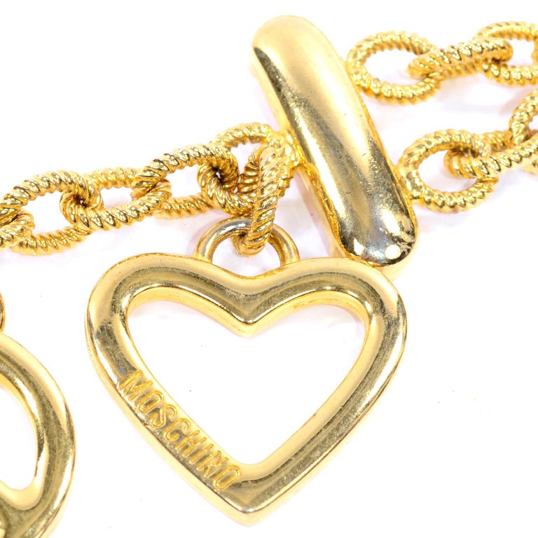 Rare Iconic Moschino Redwall Vintage Chunky Gold Chain Charm Belt or