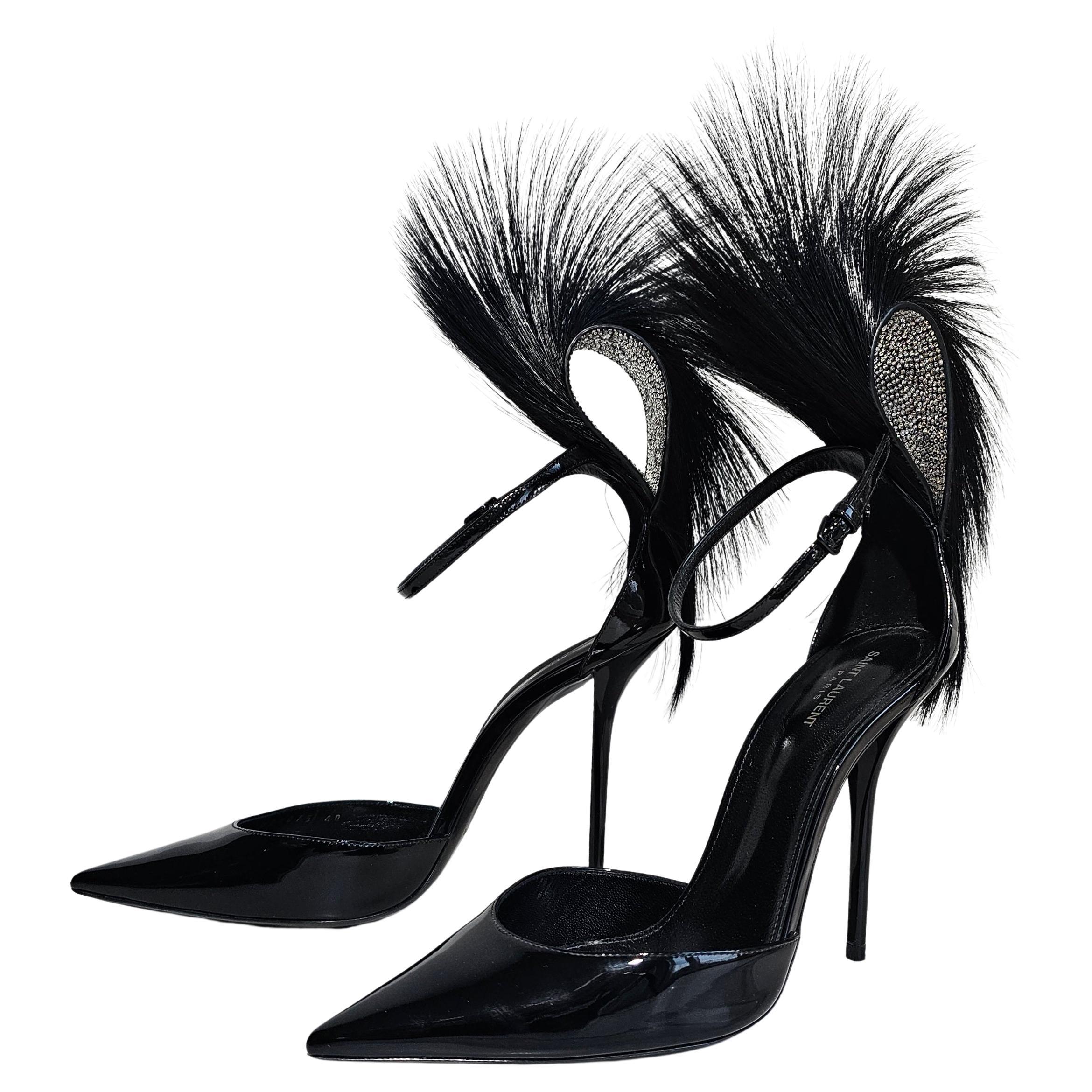 Do Saint Laurent clothes run small?