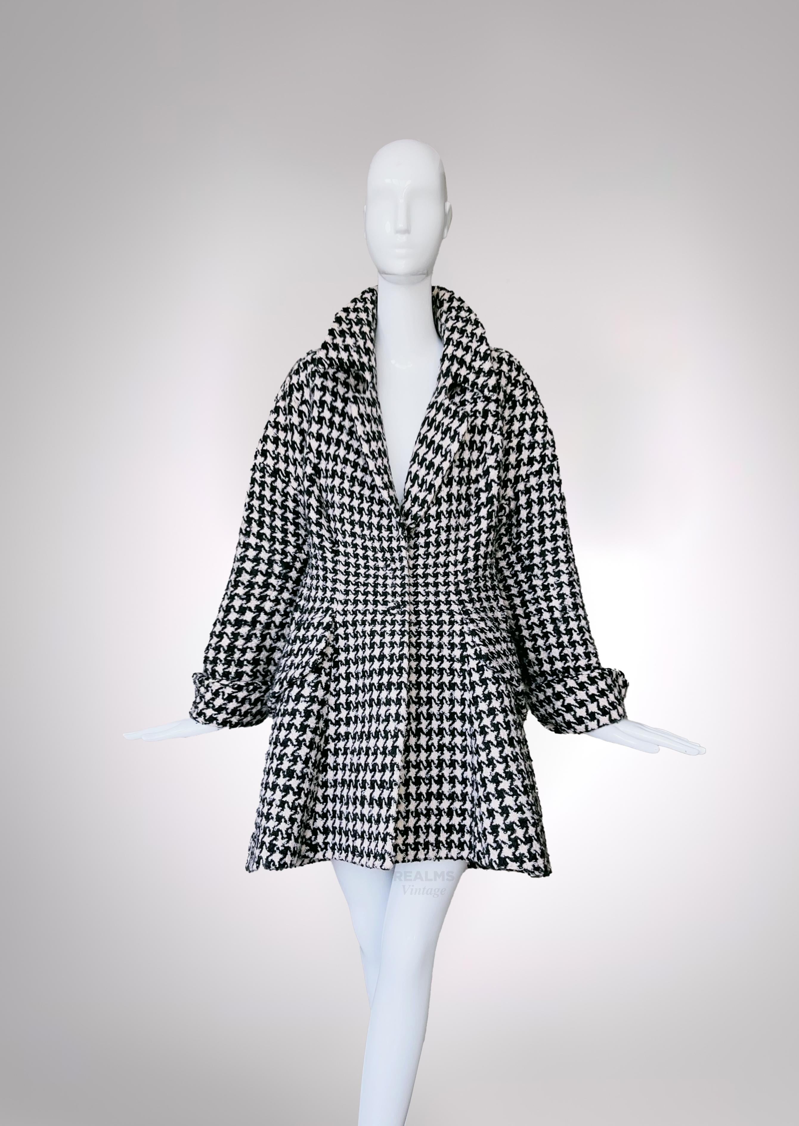 Rare Iconic Thierry Mugler Archival FW1995 Coat Houndstooth Jacket For Sale 1