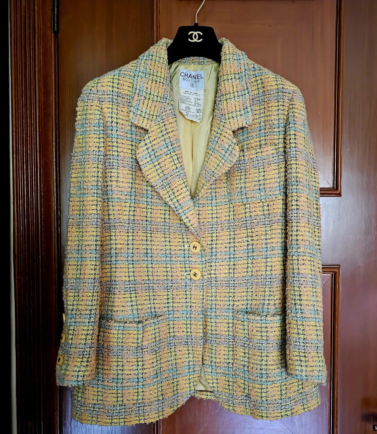 Rare Iconic Vintage 1994 Yellow Tweed CC Jacket For Sale 6