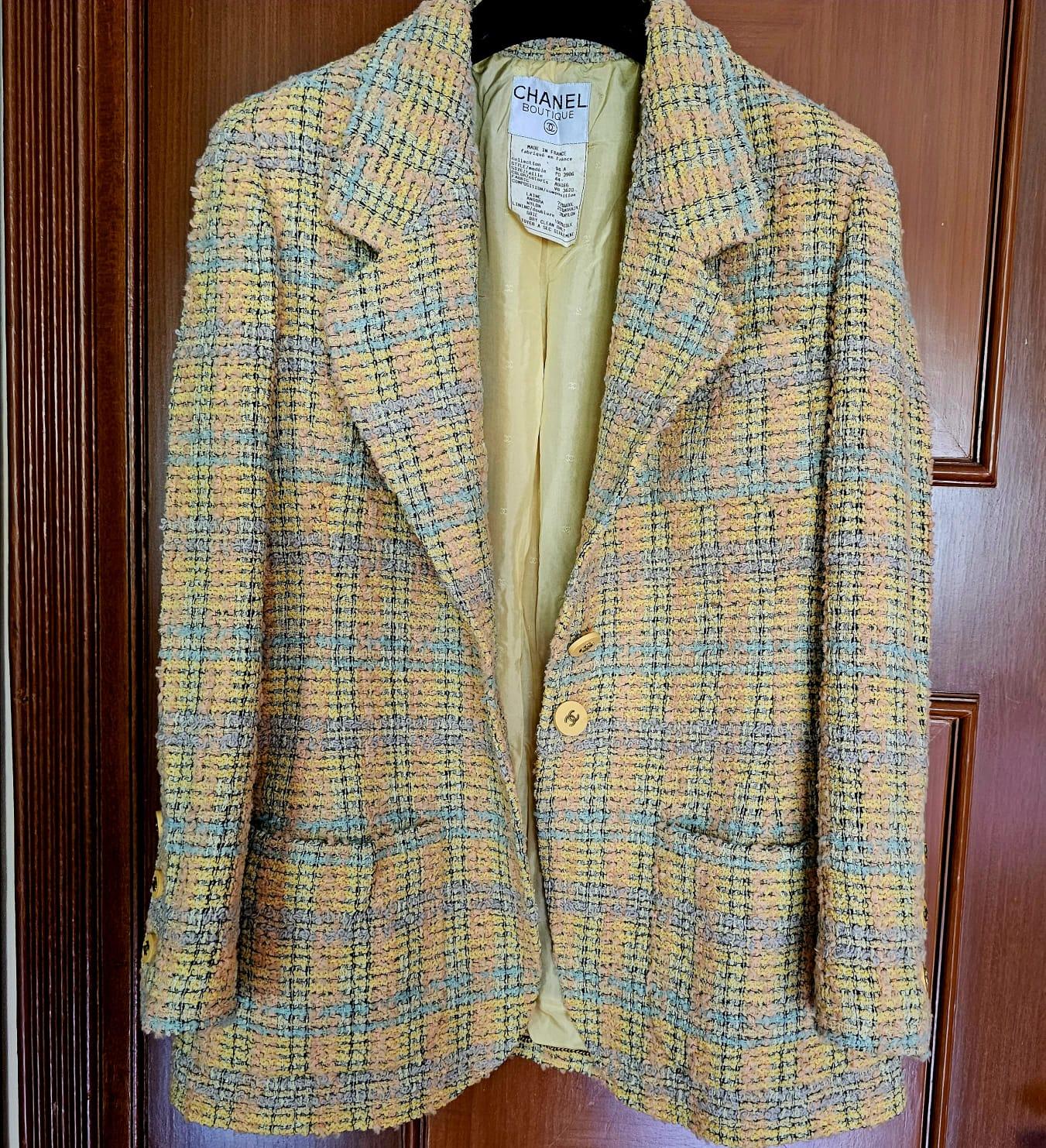 Rare Iconic Vintage 1994 Yellow Tweed CC Jacket For Sale 2