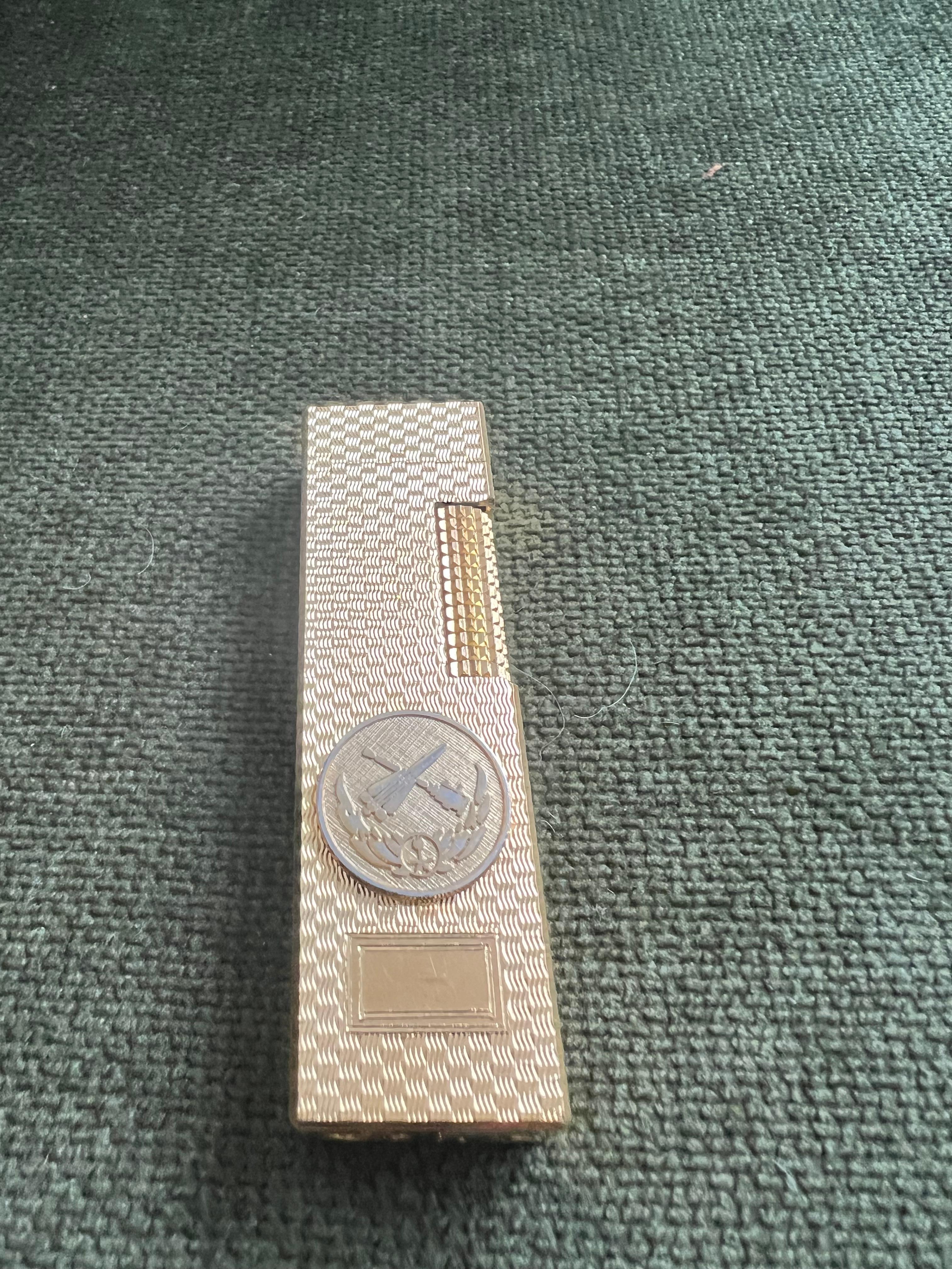 Rare Briquet Iconique Vintage et Edition Spéciale Elegant Ronson Plaqué Or 18K 6