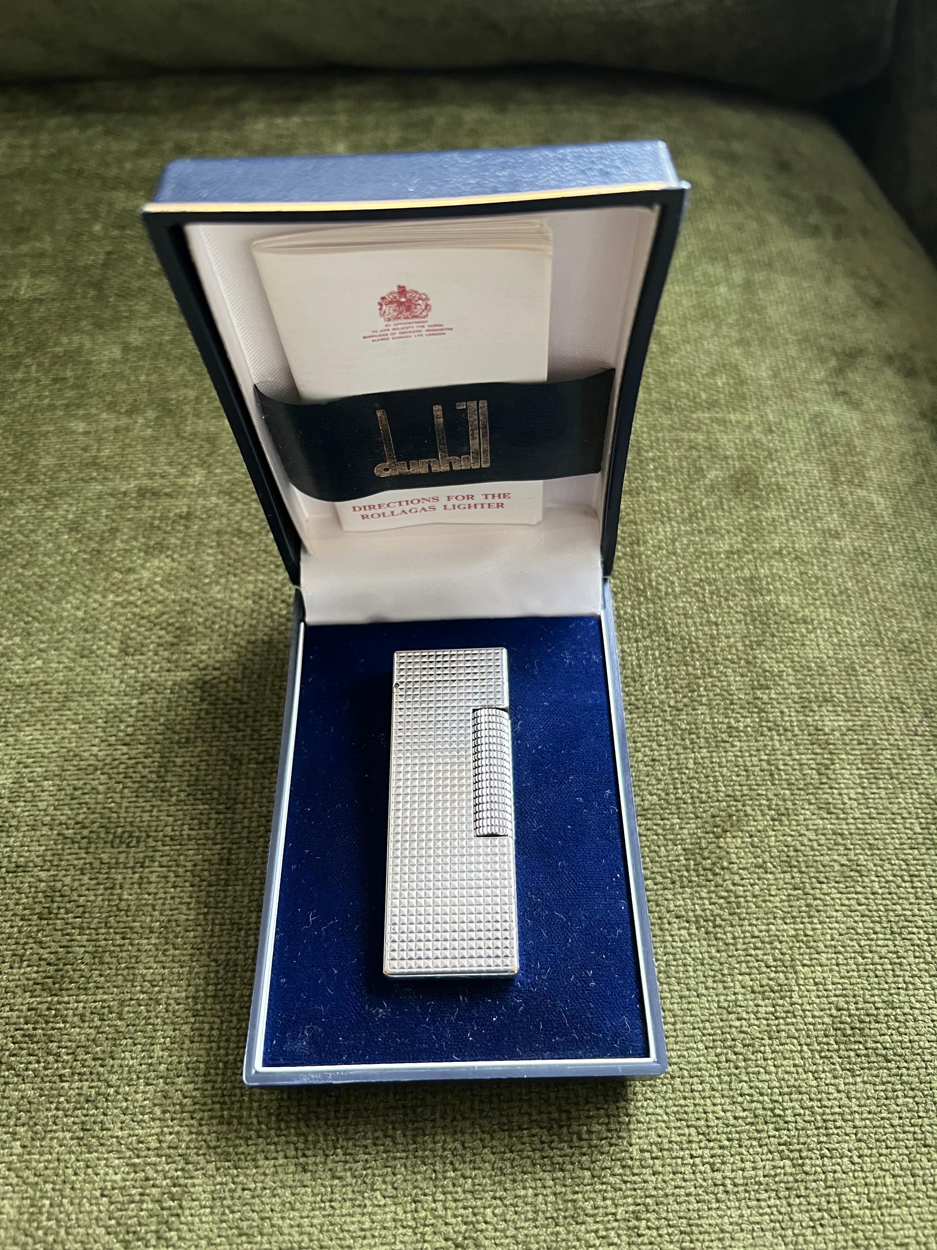 Seltener ikonischer und eleganter versilberter Dunhill-Leuchter im Vintage-Stil, um 1970 (Art déco)
