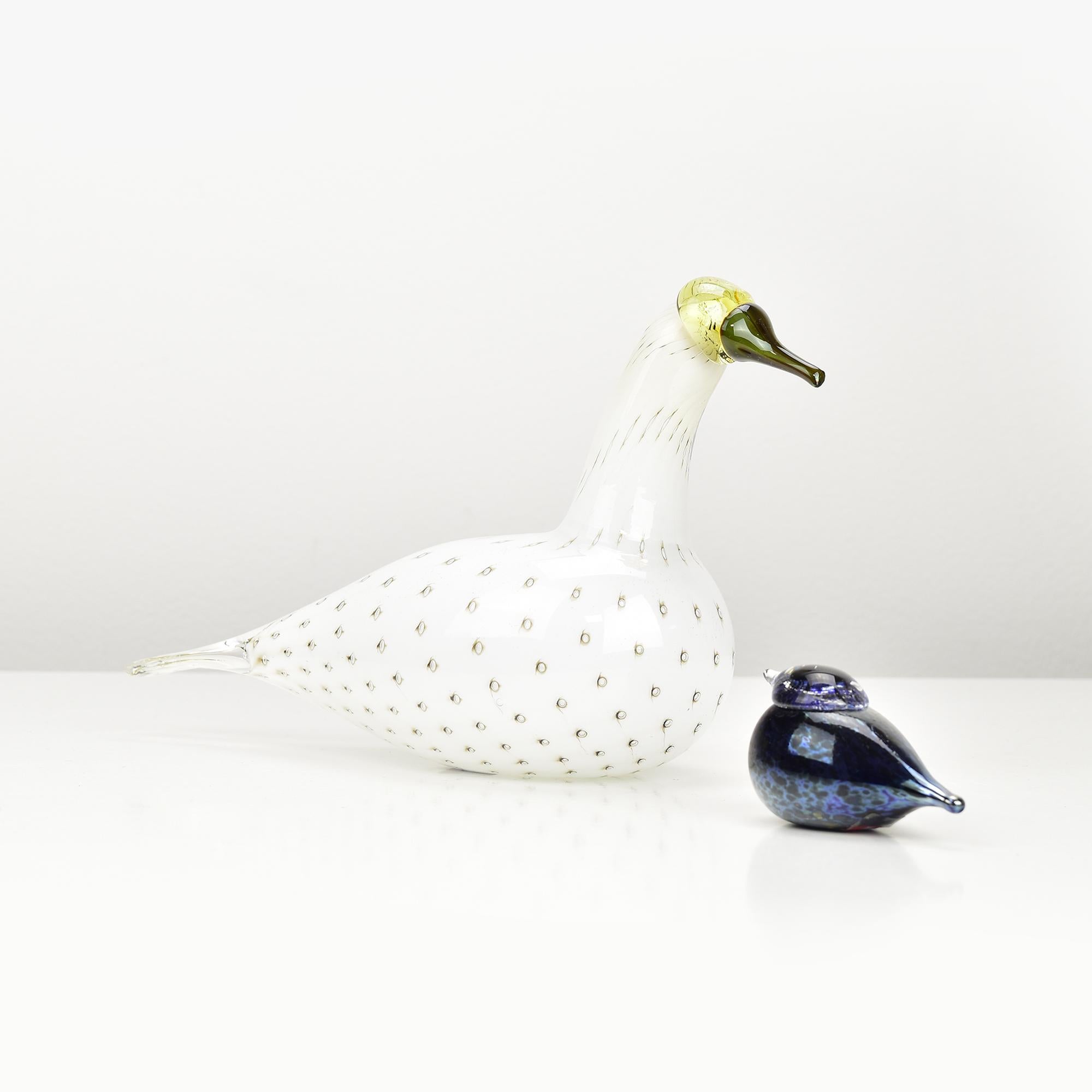 RARO Iittala Alaska Loon Pájaro de vidrio artístico de Oiva Toikka Finn Fest 2009 Vidrio soplado en venta