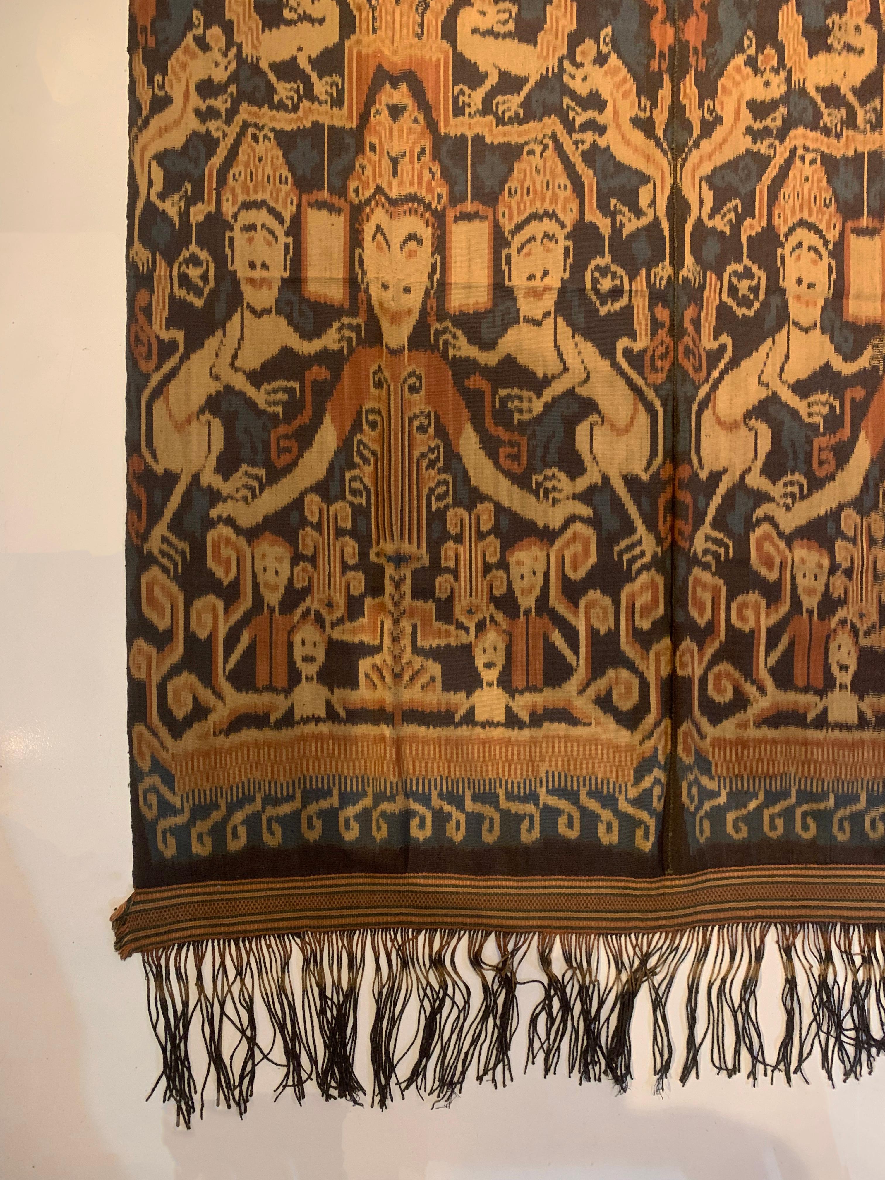 Seltenes Ikat-Textil aus der Insel Sumba mit atemberaubenden Stammesmotiven, Indonesien  (Sonstiges) im Angebot