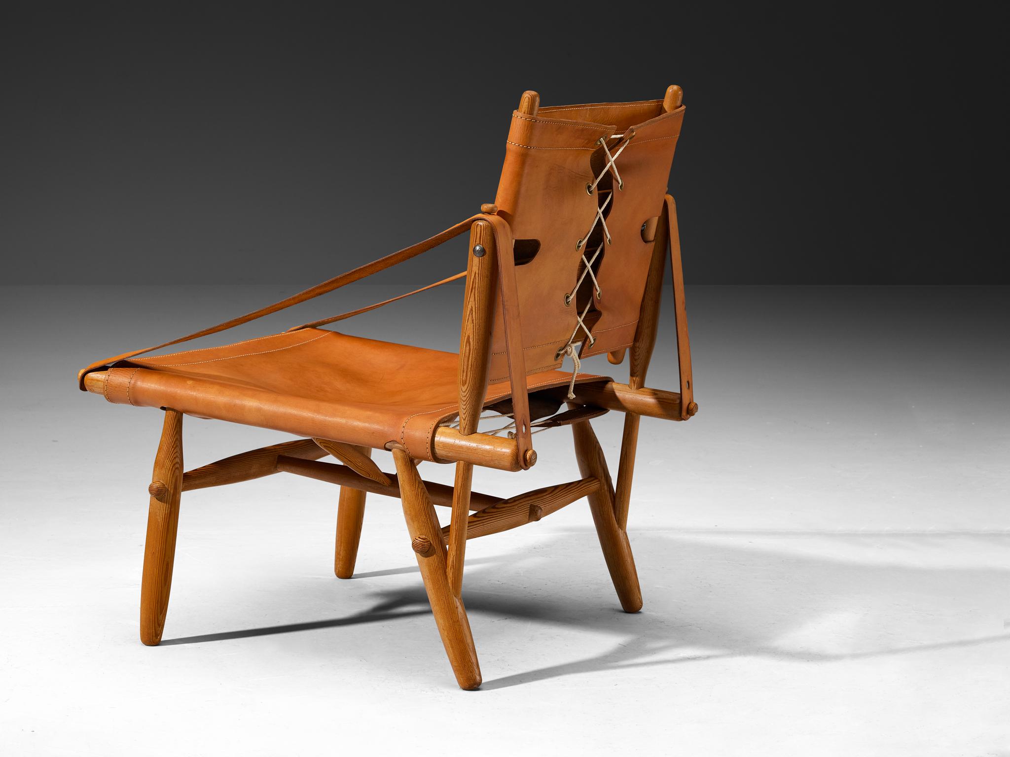 Finnish Rare Ilmari Tapiovaara for Lukkiseppo 'Chaco' Lounge Chair in Cognac Leather For Sale
