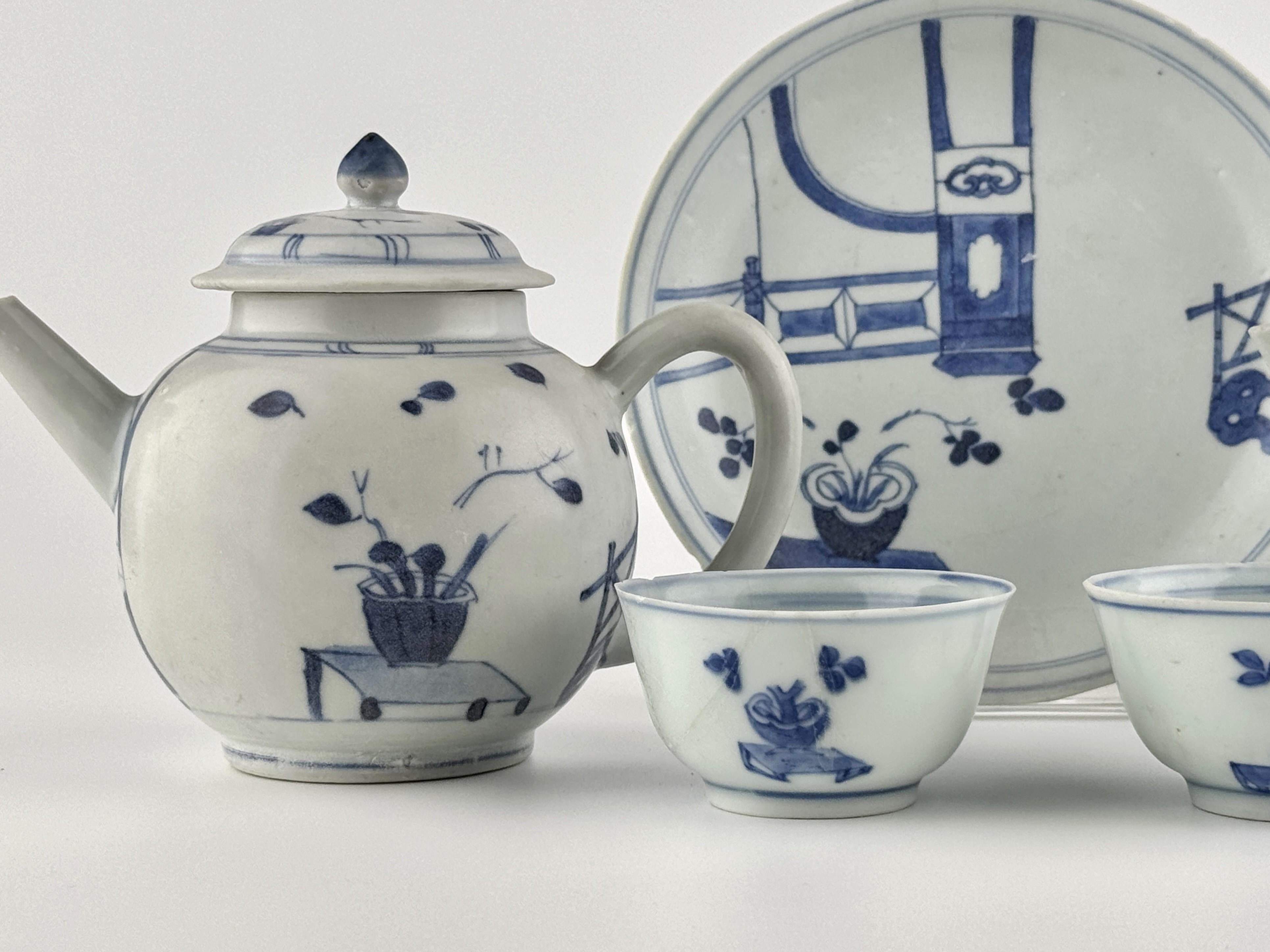 Rare 'Imari Pavilion' Blue And White Tea Set C 1725, Qing Dynasty, Yongzheng Era In Good Condition For Sale In seoul, KR