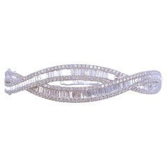 14, 769 Rare Important 18KT Gorgeous Glittering Baguette Diamond Bangle Bracelet